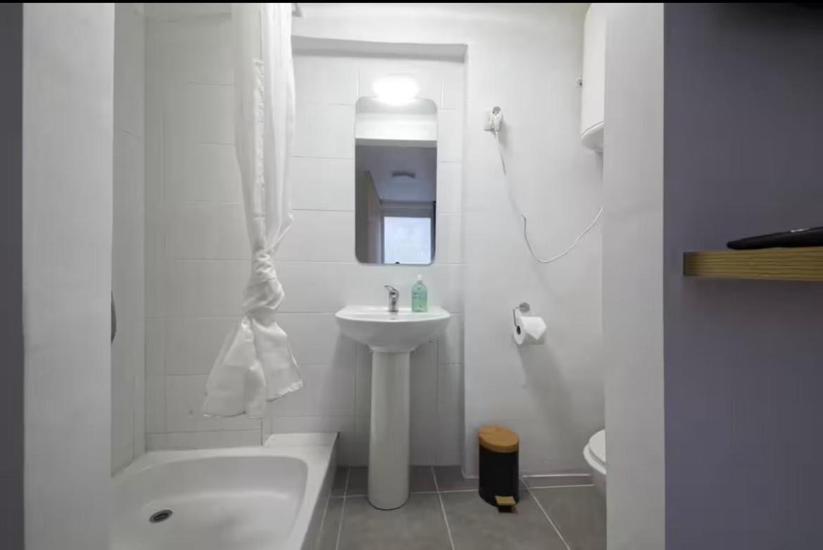 Nid Douillet Et Chaleureux Brussels