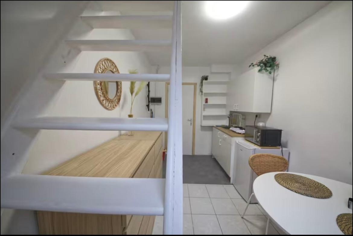 Nid Douillet Et Chaleureux Brussels