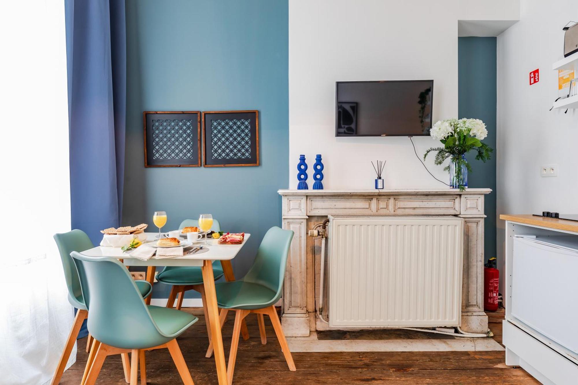 Modern Flat Near Grand Place Apartment