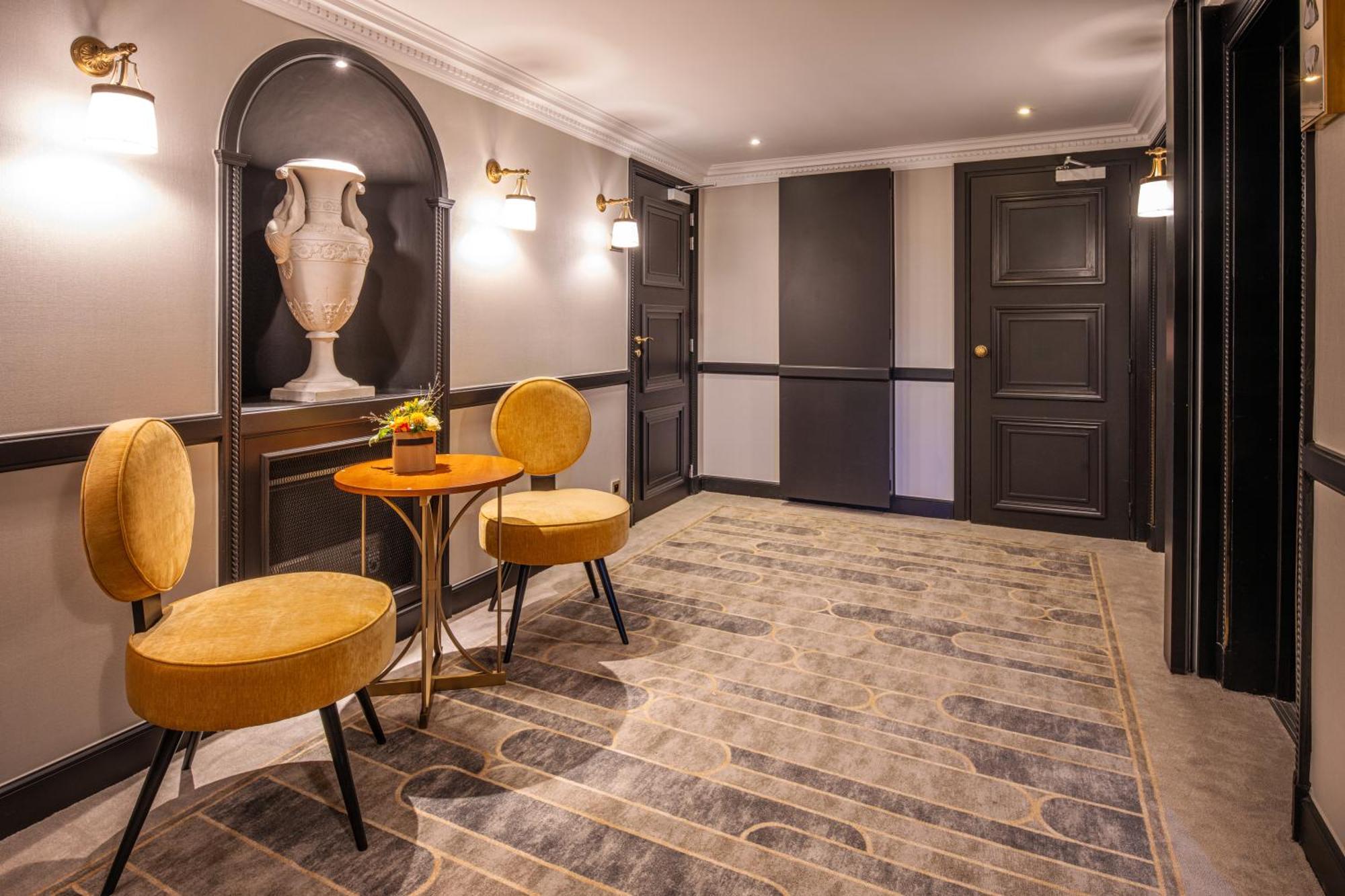 Barsey By Warwick 4* Brussels