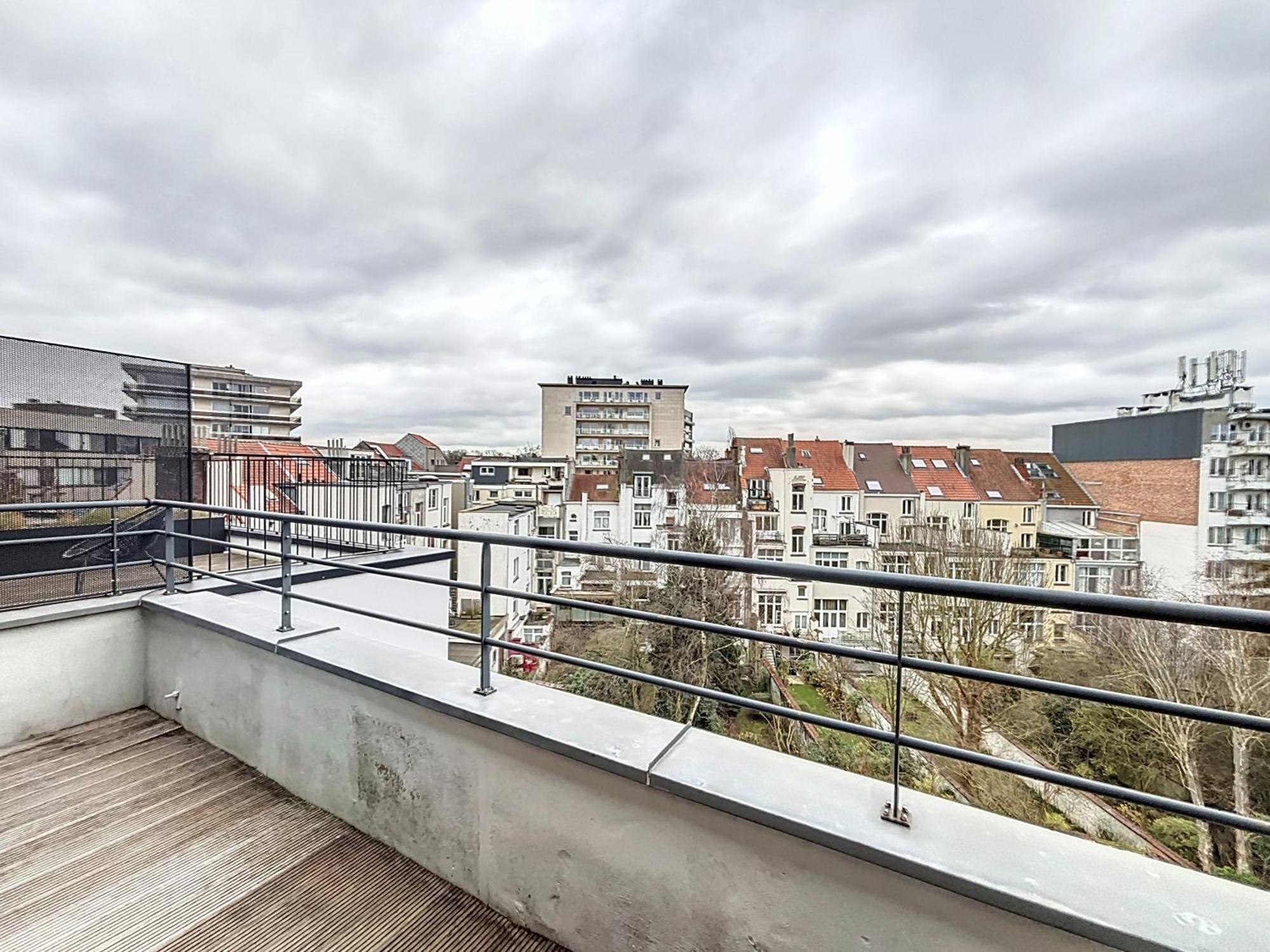 Apartment Penthouse Cinquantenaire