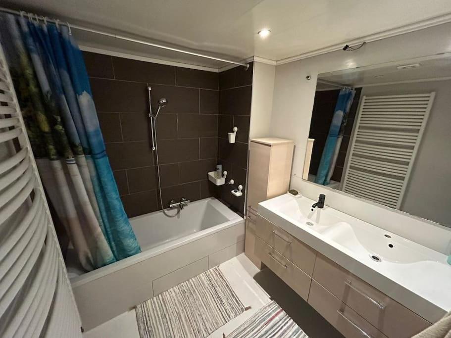 Tres Belle Proche Du Centre De Apartment *