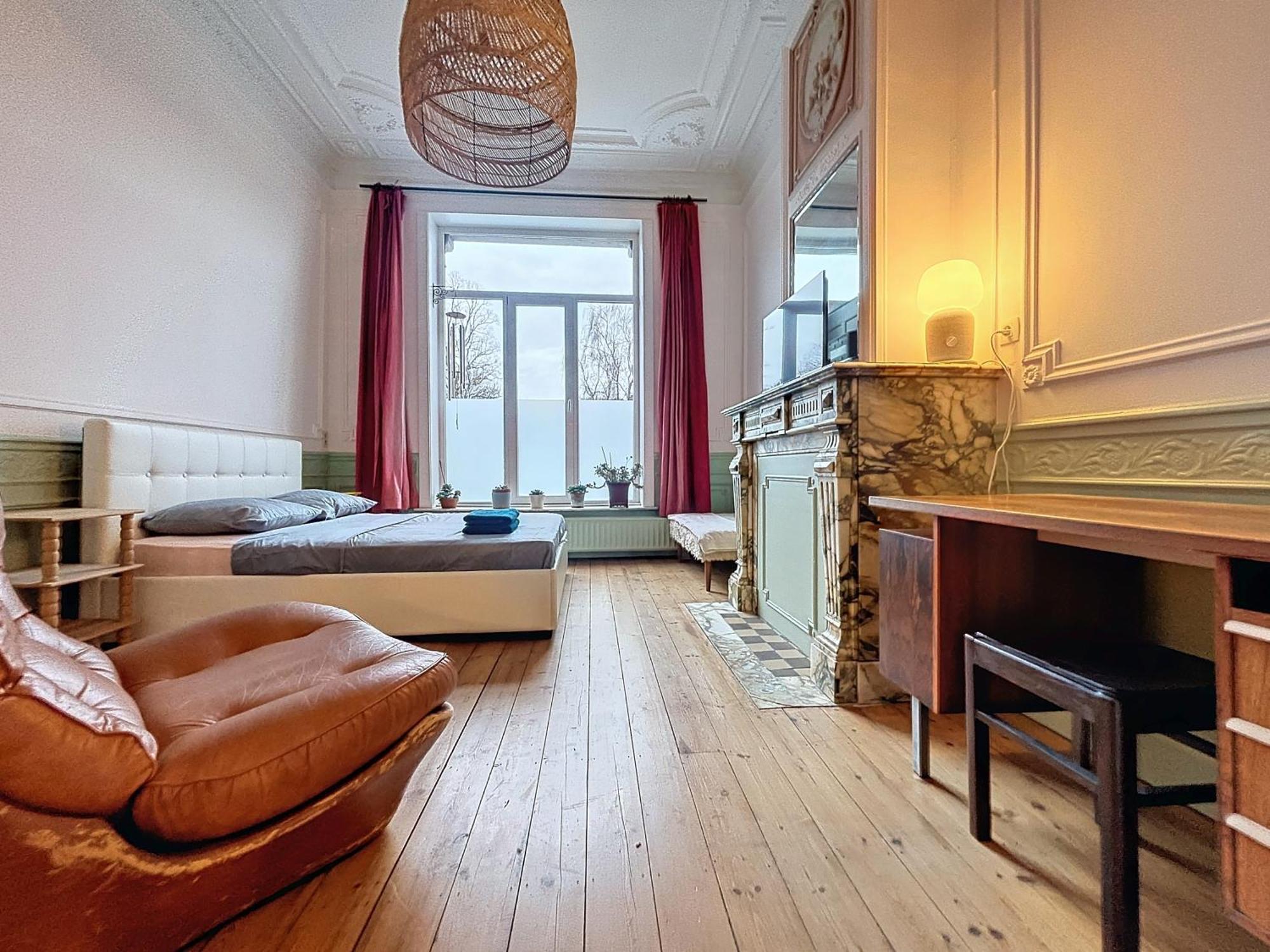 Midi Apartment