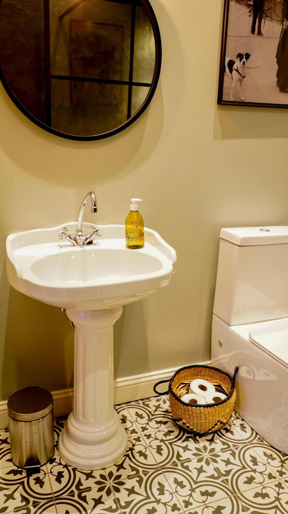 De Xavier Guest house *