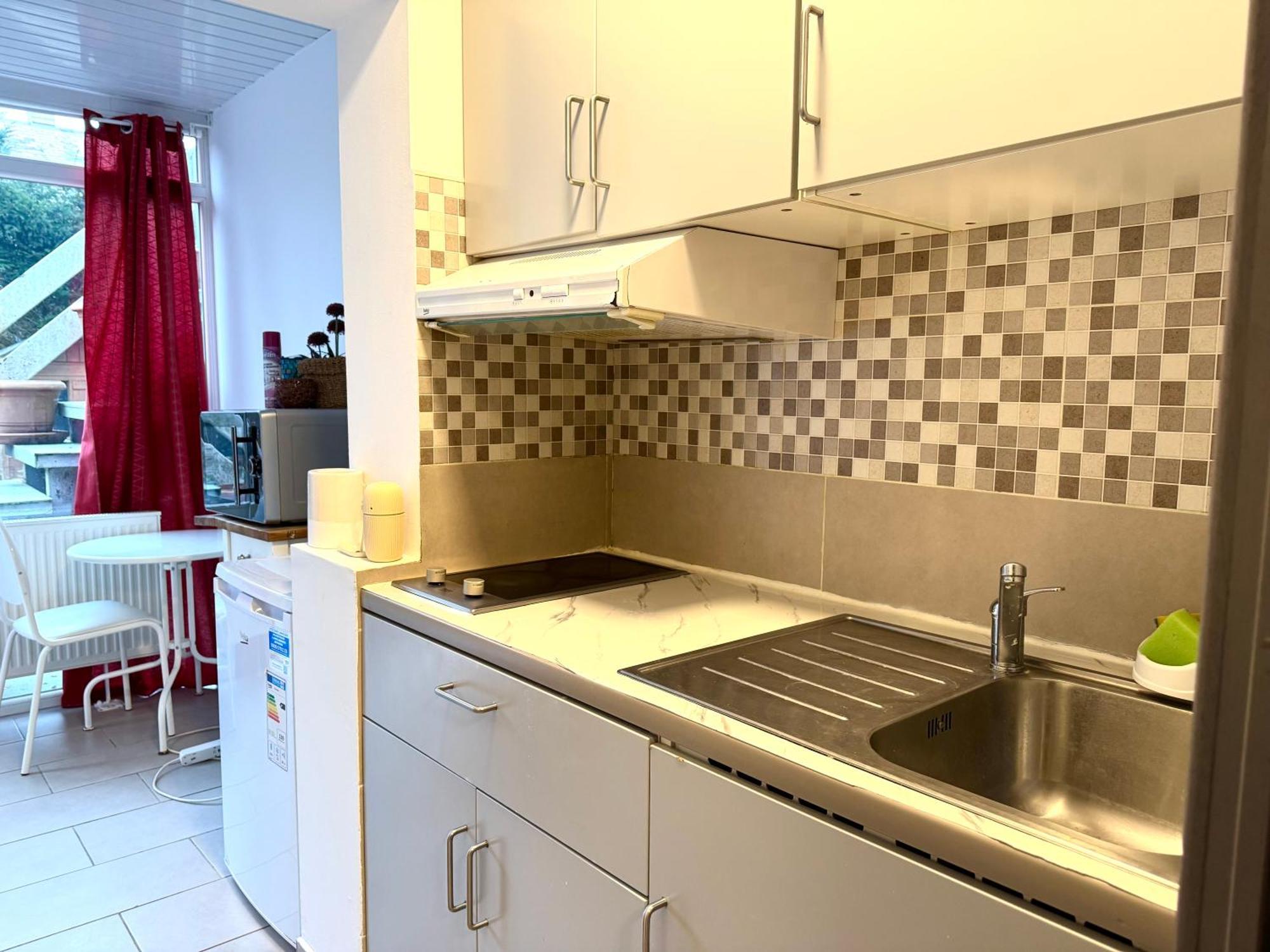 Apartment Situe A Woluwe-saint-lambert *