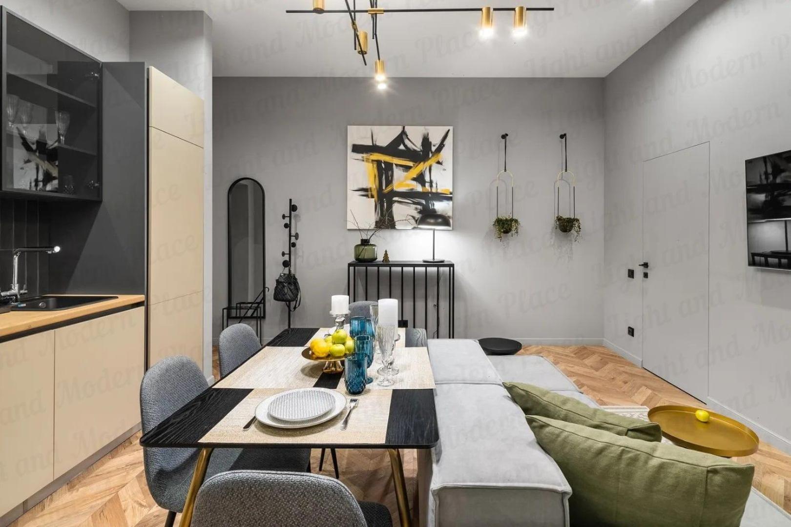 Light And Modern Place Apartment *