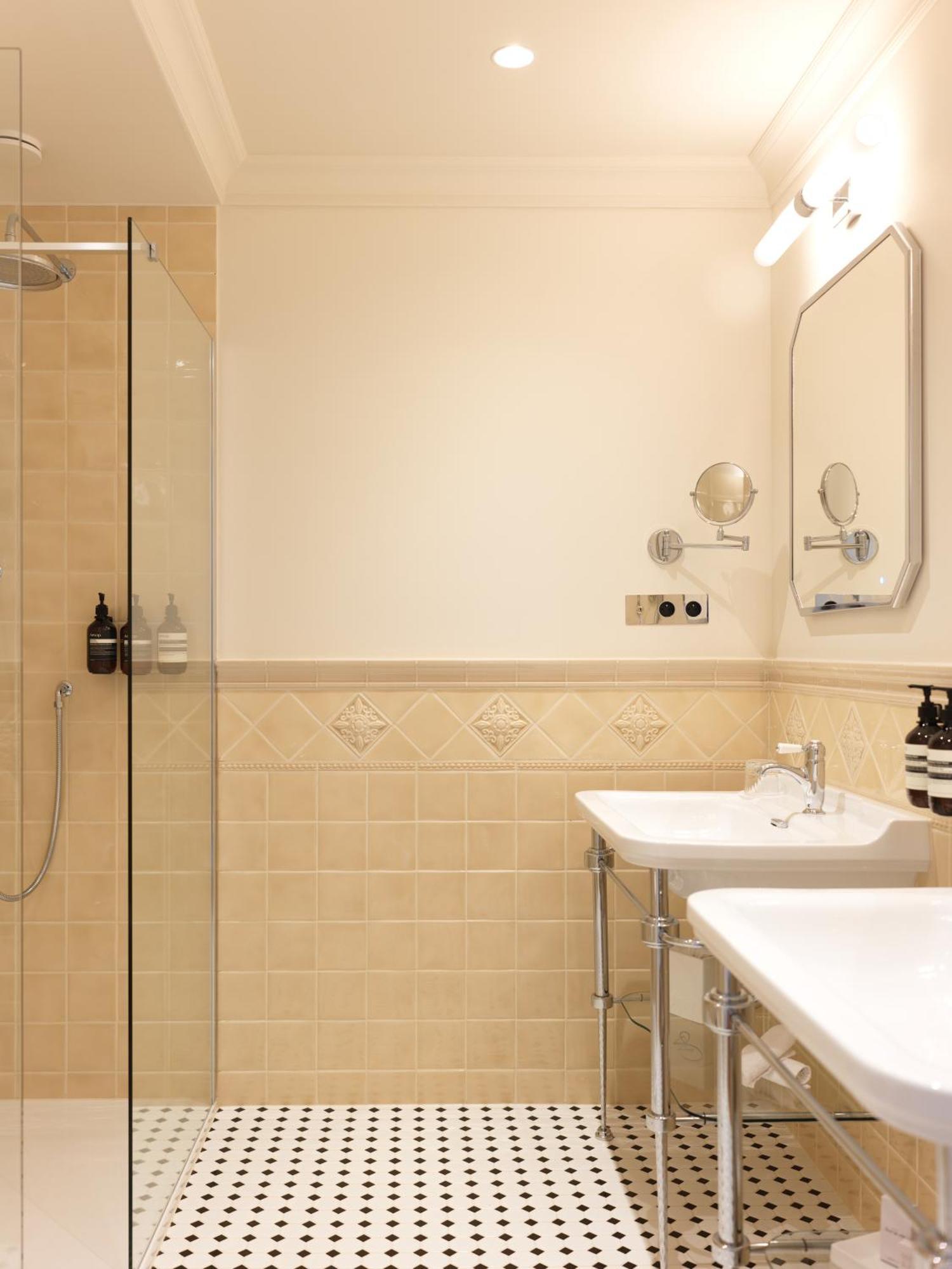 Hotel Fleur De Brussels
