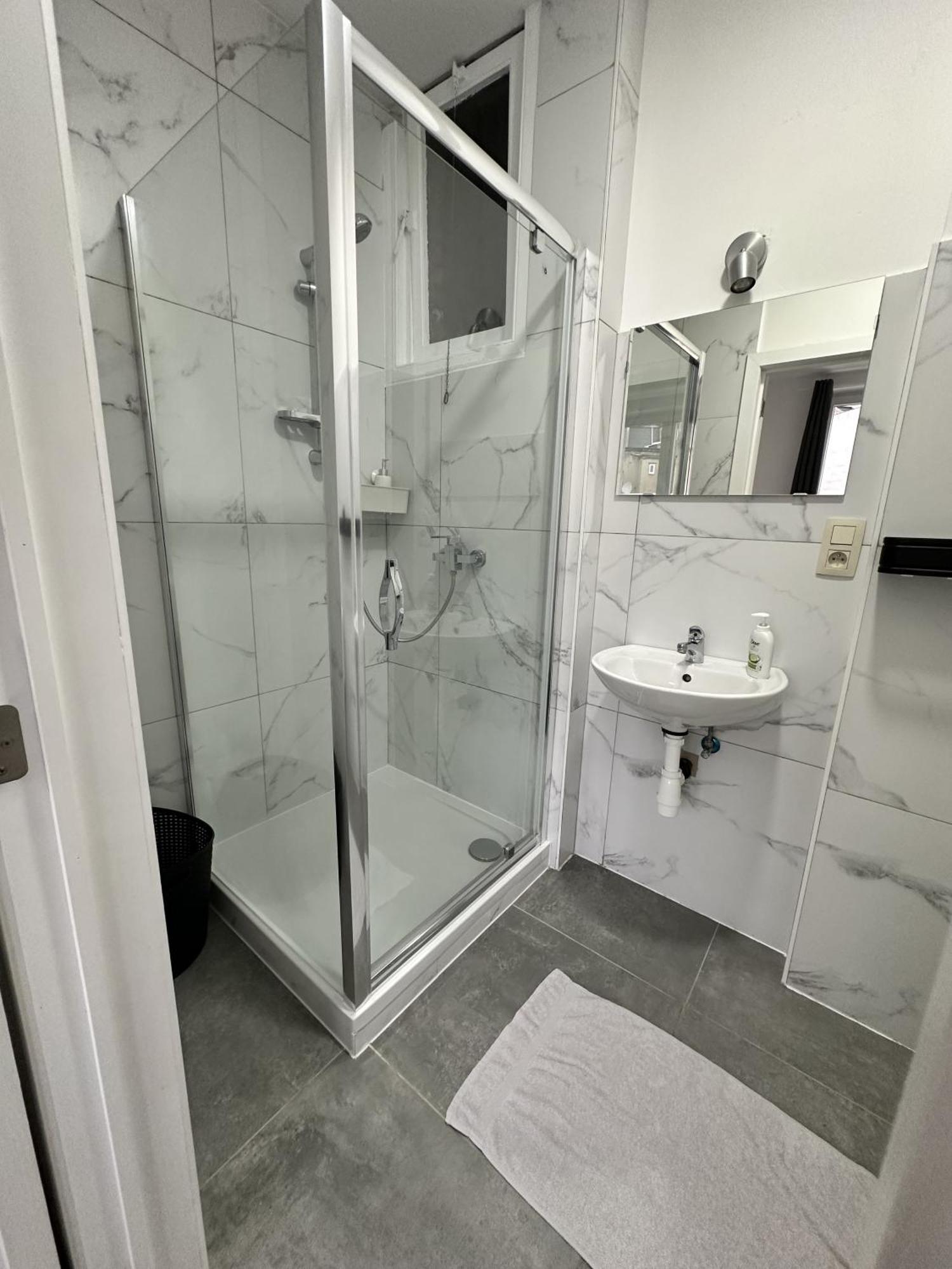 Cozyroom 5 Min From Gare Du Midi Guest house *