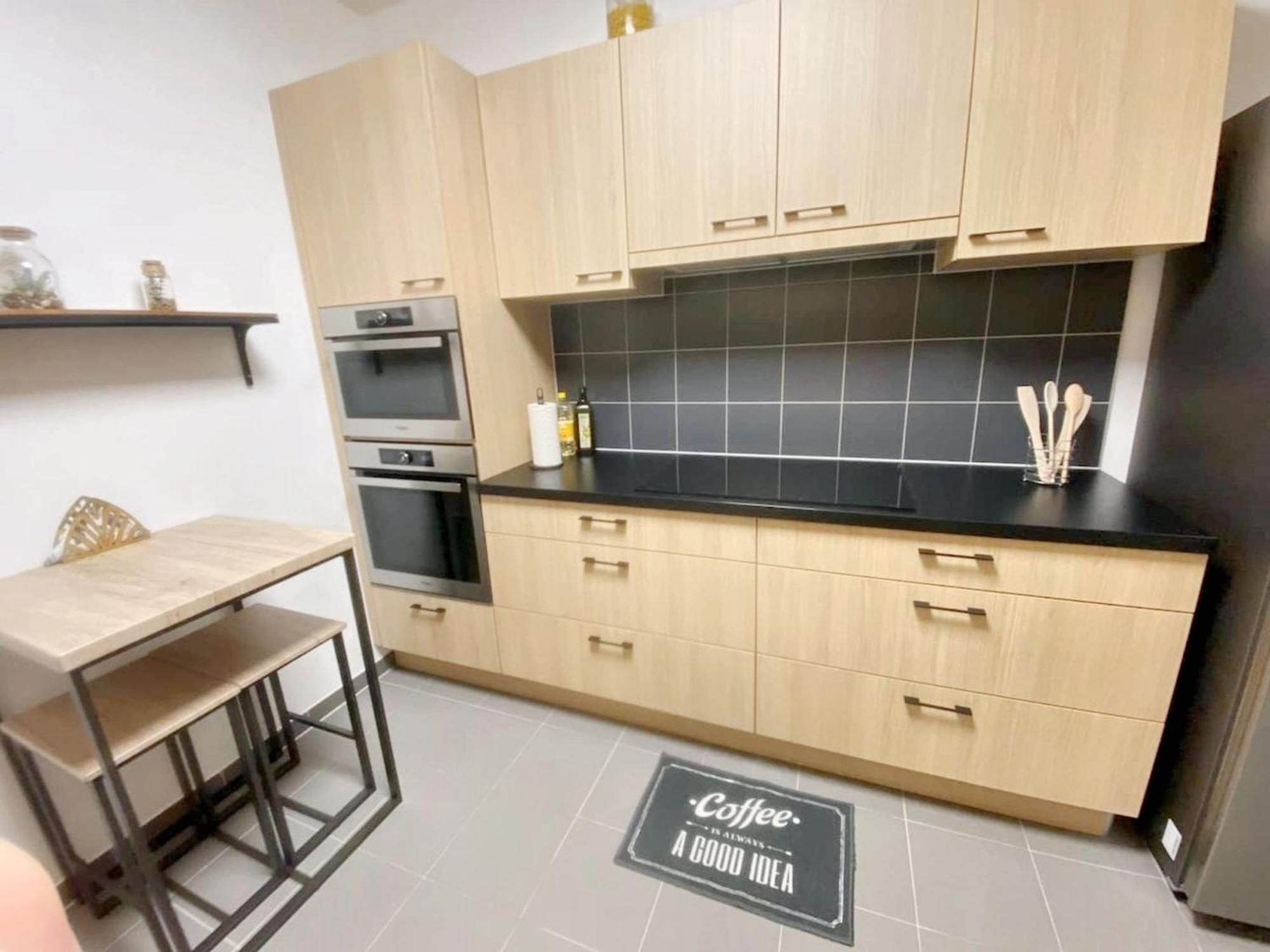 Apartment Modern In Cureghem Anderlecht 134 M² + Terrace *