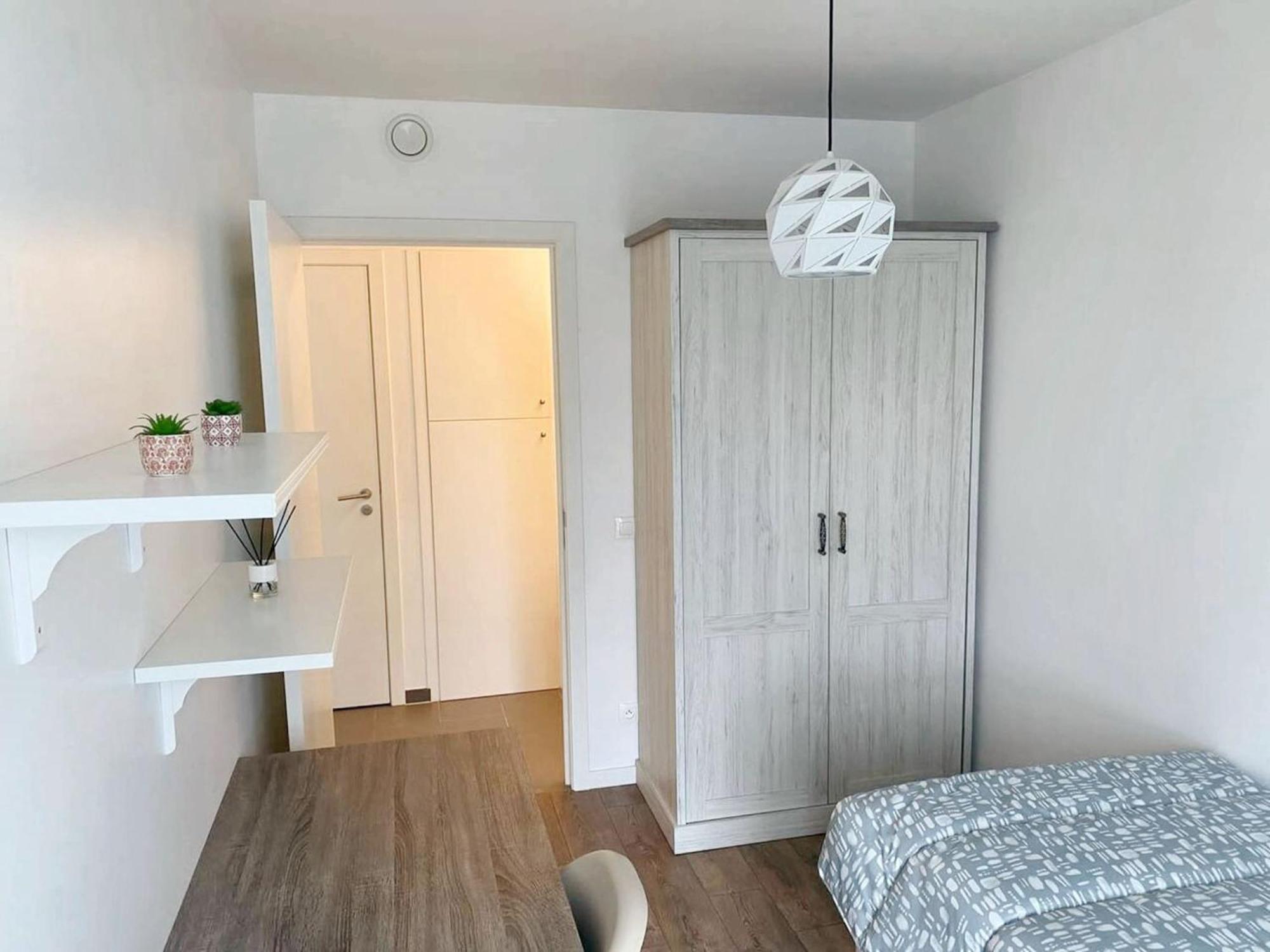 Apartment Modern In Cureghem Anderlecht 134 M² + Terrace Brussels