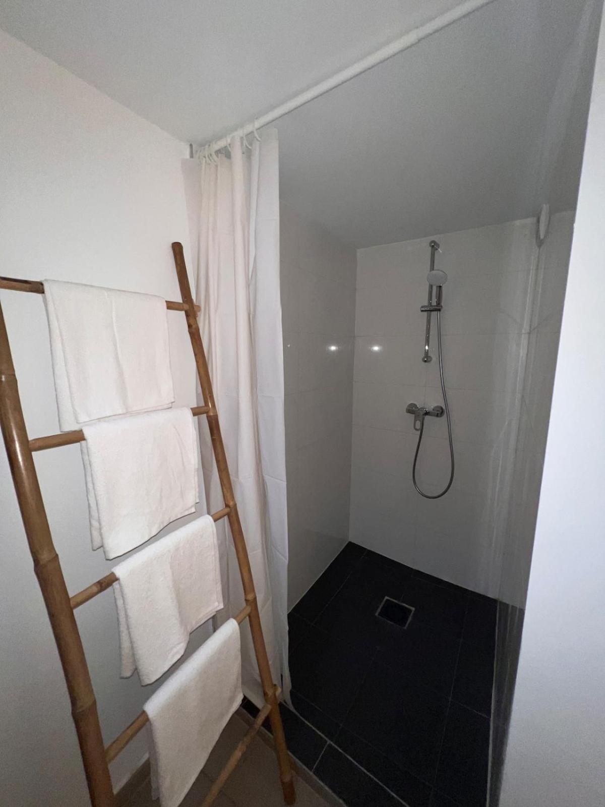 Apartment En Duplex Au Rez-de-chaussee 10 Minutes Du Centre Brussels
