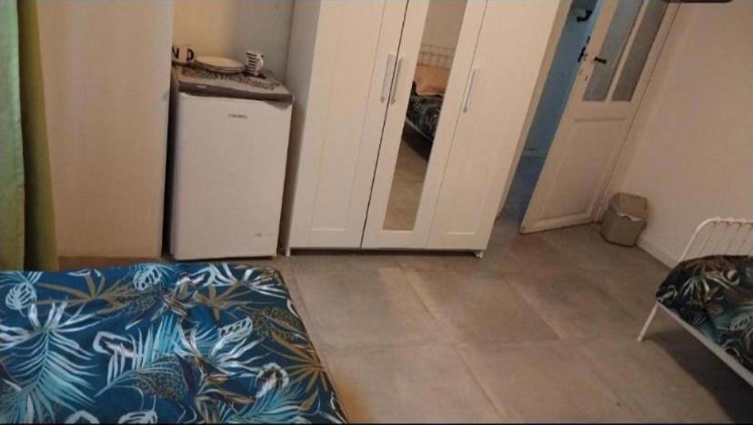 2lit Celibataire Schaarbeek Sous-sol *