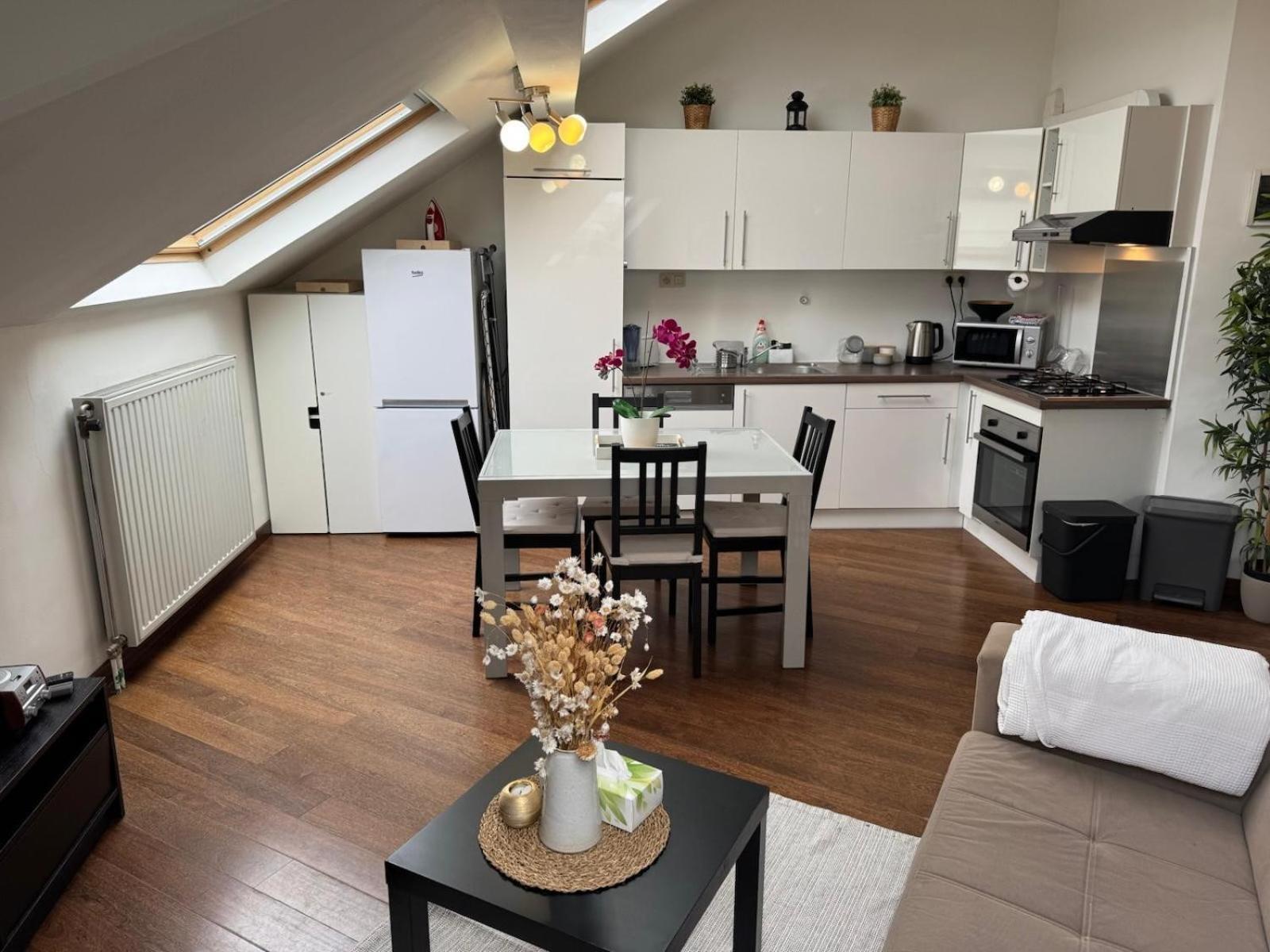 Apartment Historical Centre In The Heart Of *