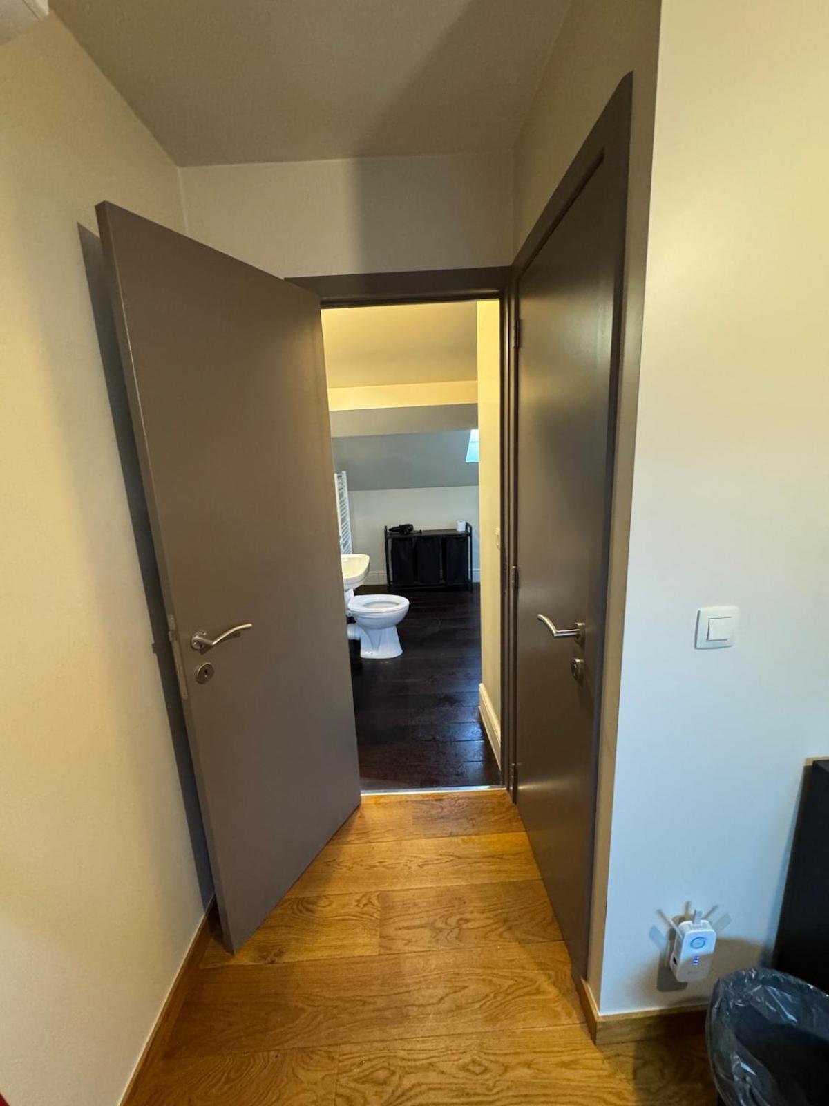 House 3 * Brussels