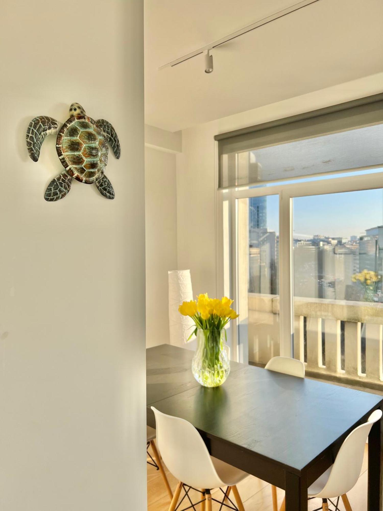 Lovely Loft In Panoramic View! Apartment *