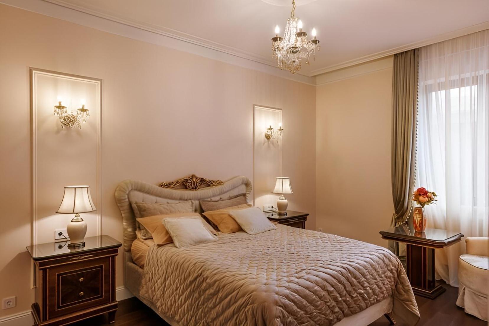Designer In Hotel *
