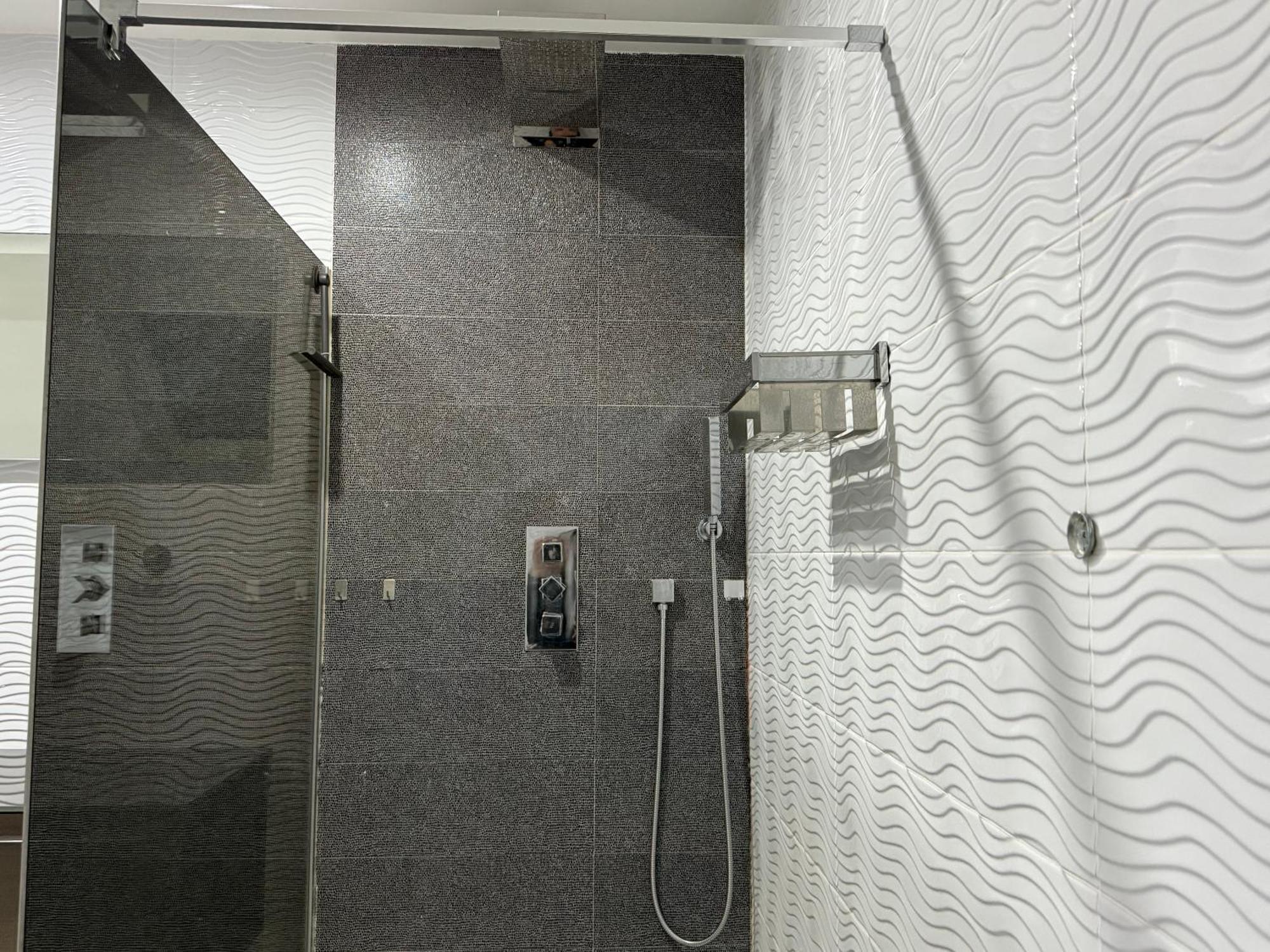 Holiday home L'imperial Wifi & Confort Brussels