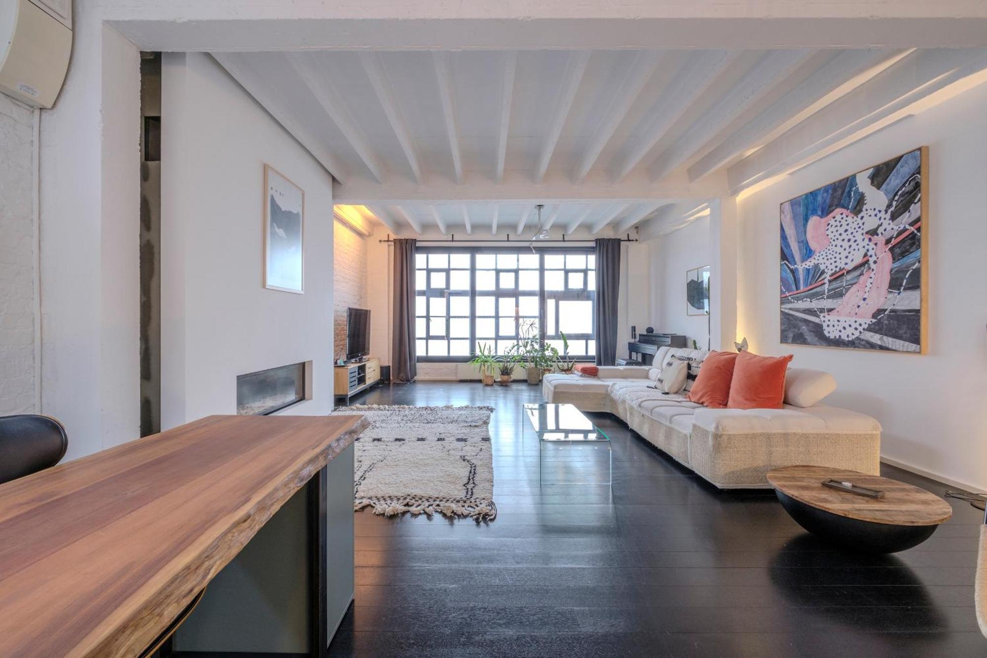 Beautiful Penthouse With Terrace In Căn hộ