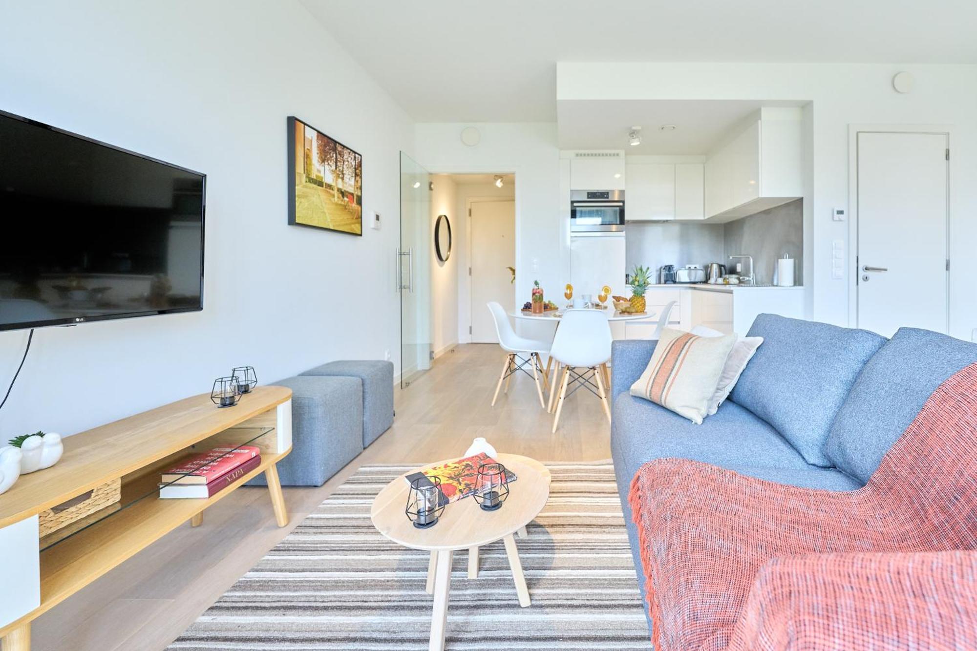 Spacious In Apartment