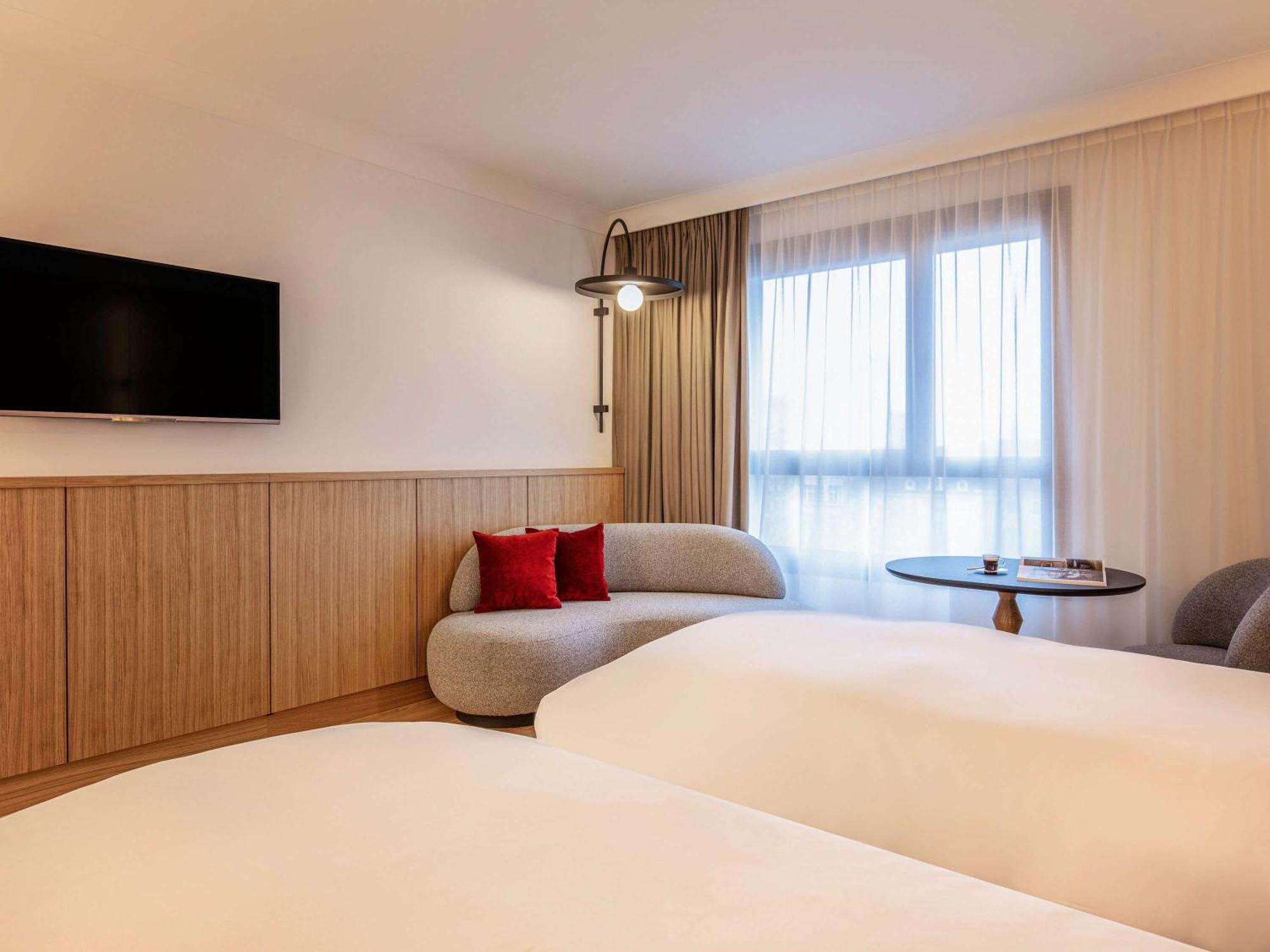 Khách sạn Le Louise Brussels - Mgallery Collection 5*