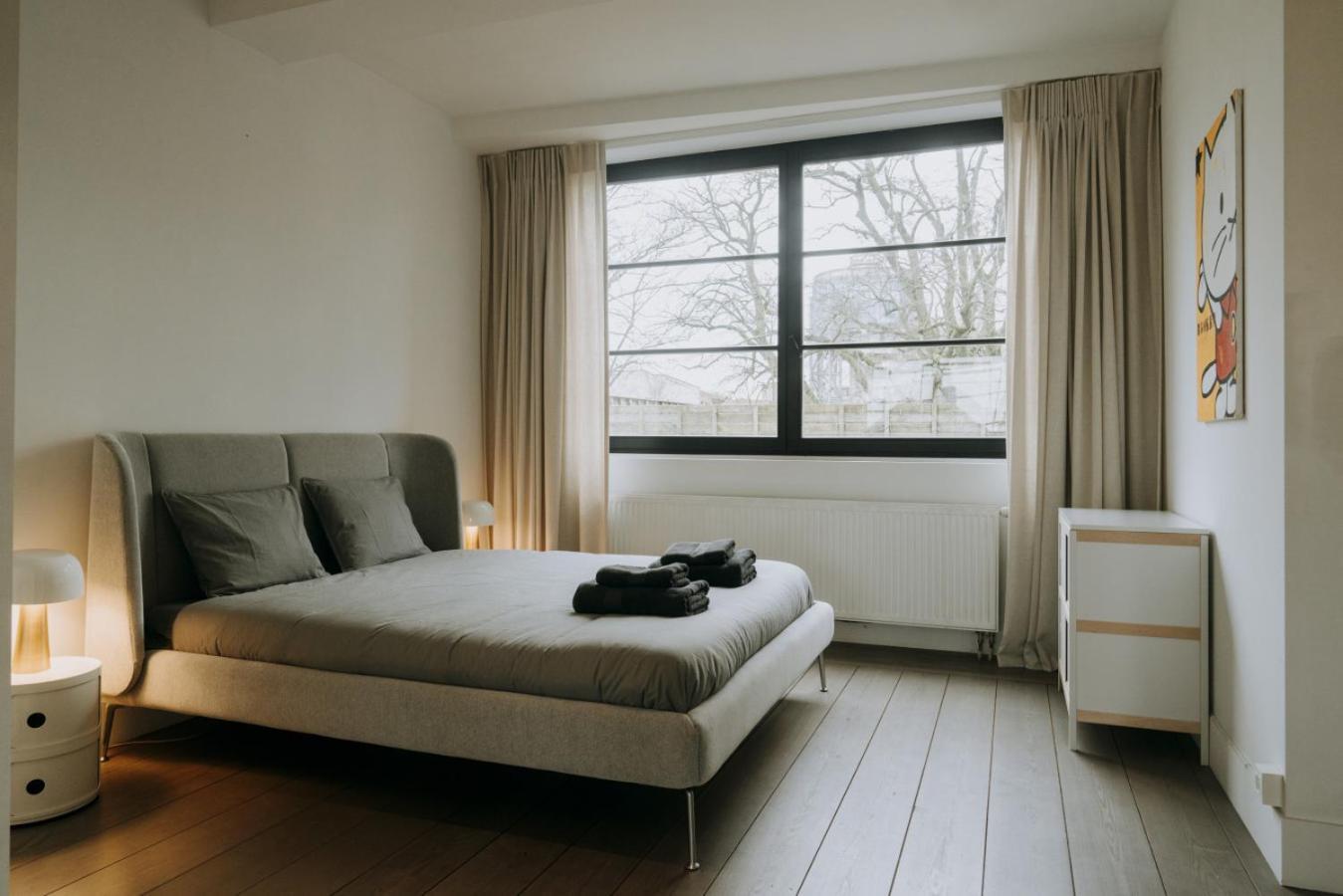 Magnificent Loft - 3 Bedroom Duplex Apartment