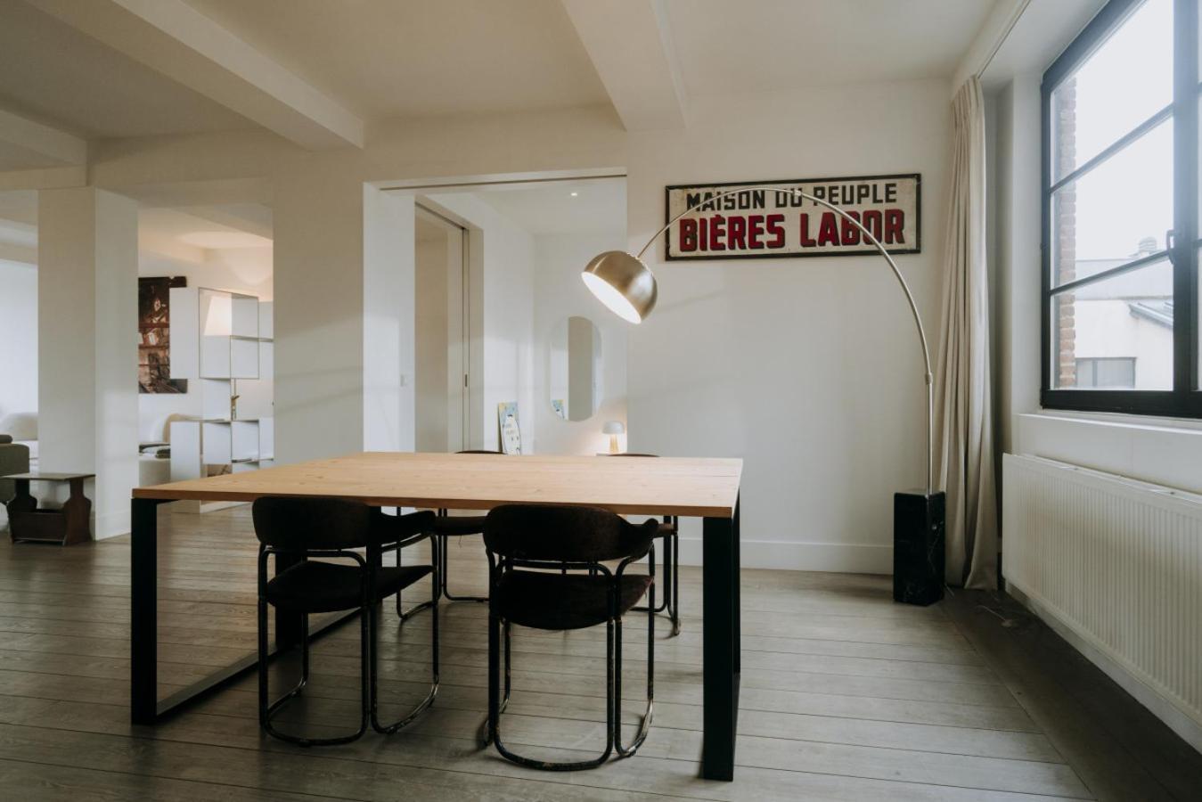 Magnificent Loft - 3 Bedroom Duplex Apartment