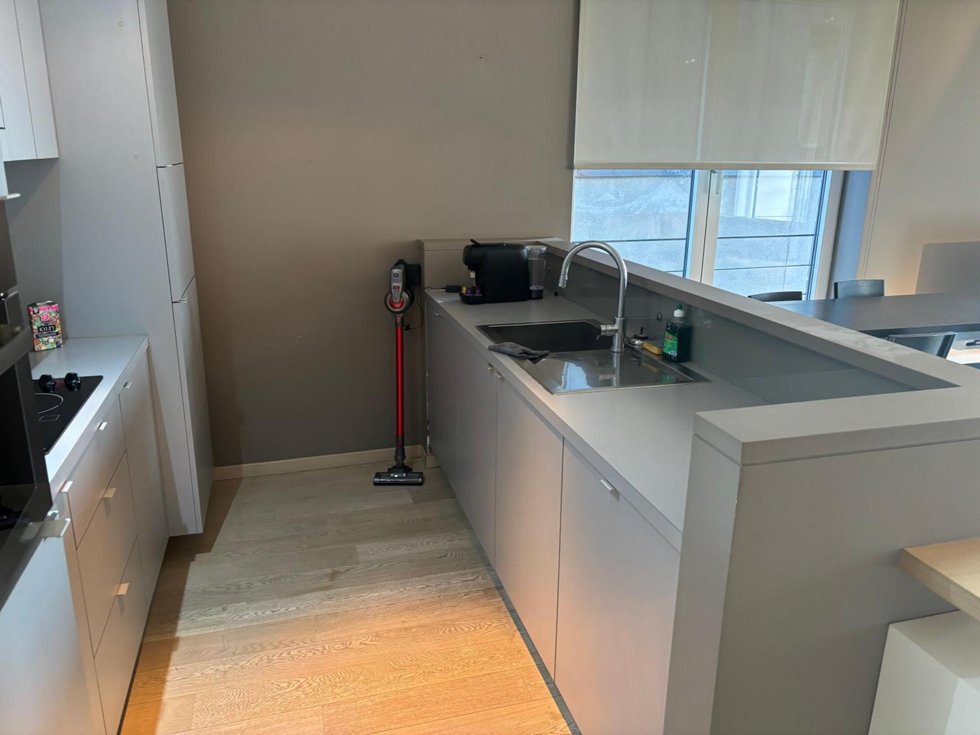 Comfortable Two Bedroom In Center Apartment Brussels