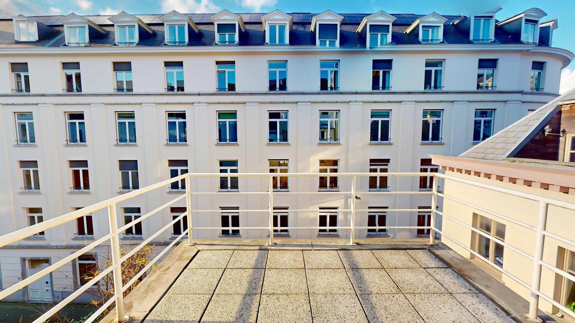 Apartment Cosy Centre Avec Balcon