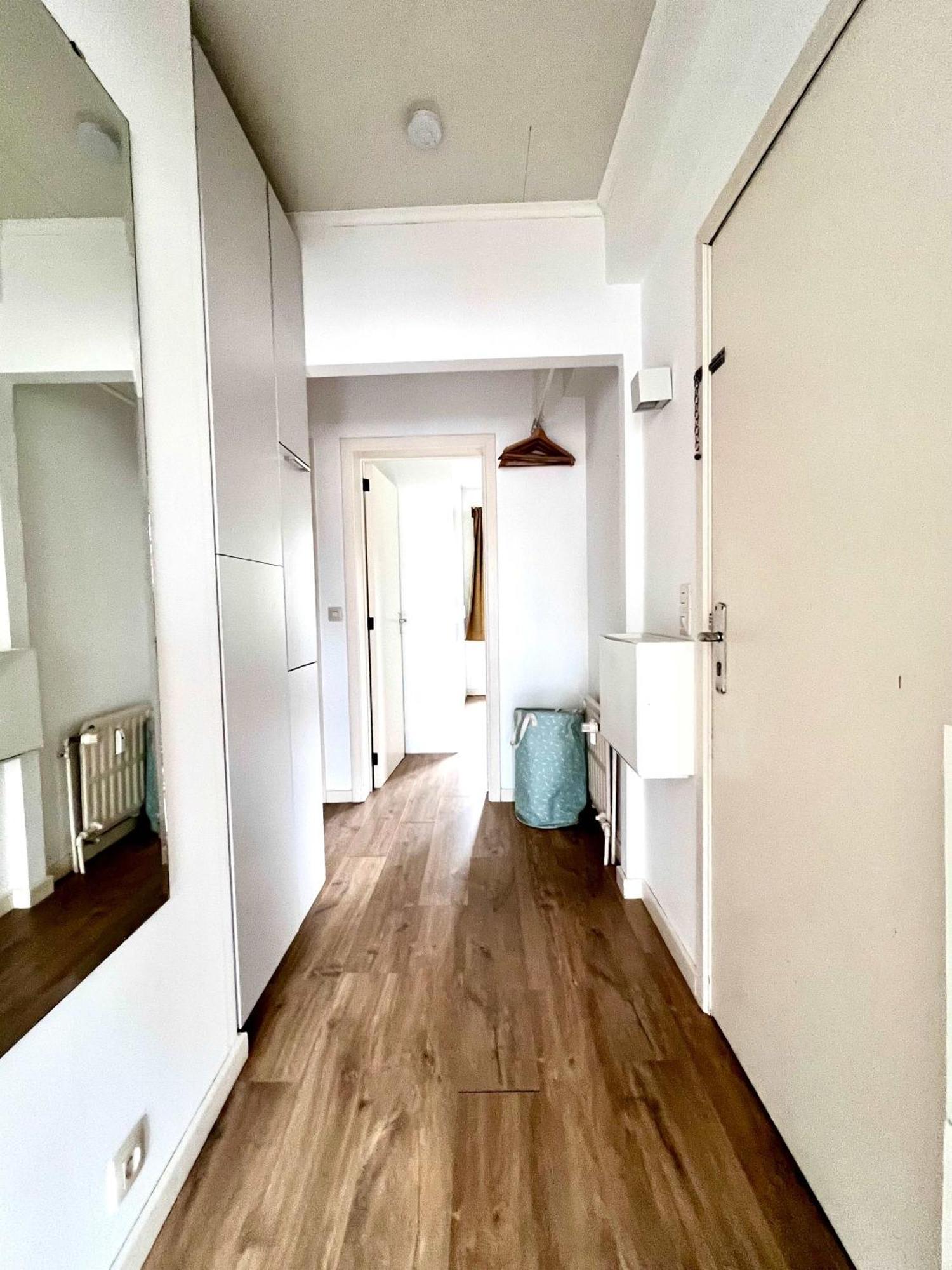 Apartment Bright & Stylish In Nature