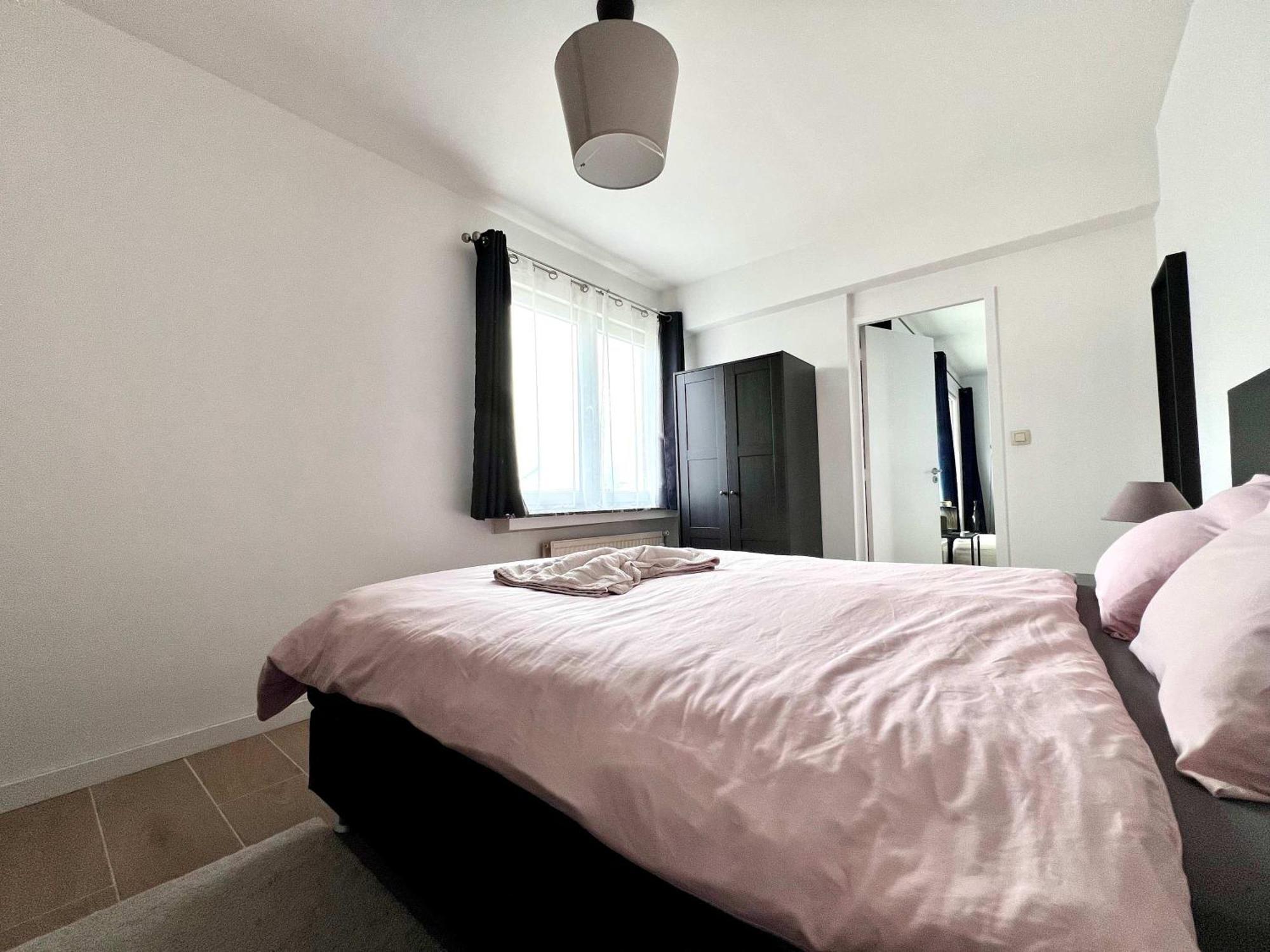 Elegant 2pcs Proche Appartement *