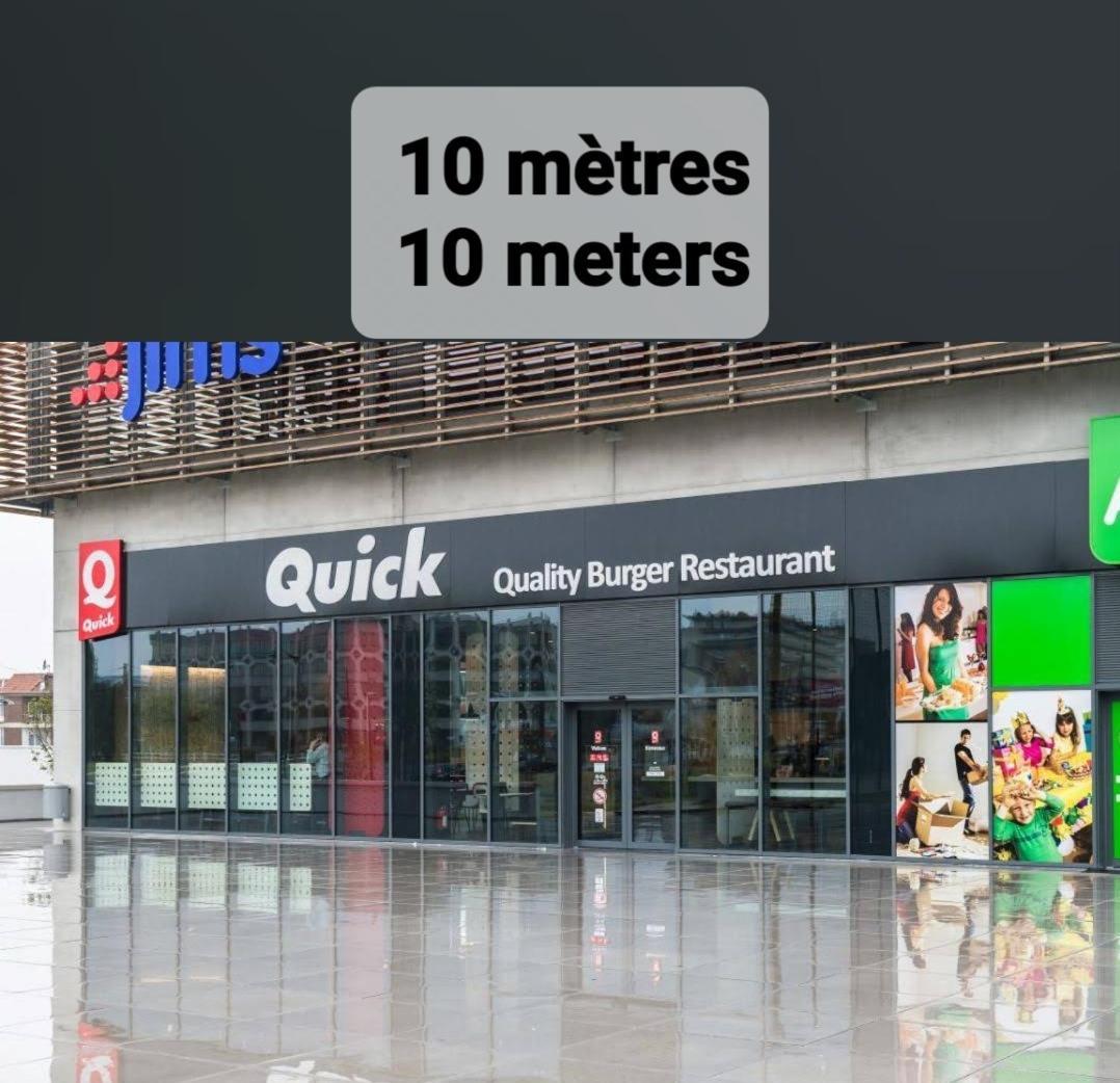 Private Airport Apartment