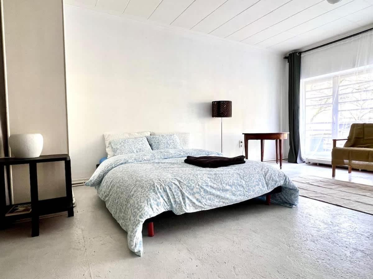 800 M From Grand Place * Brussels