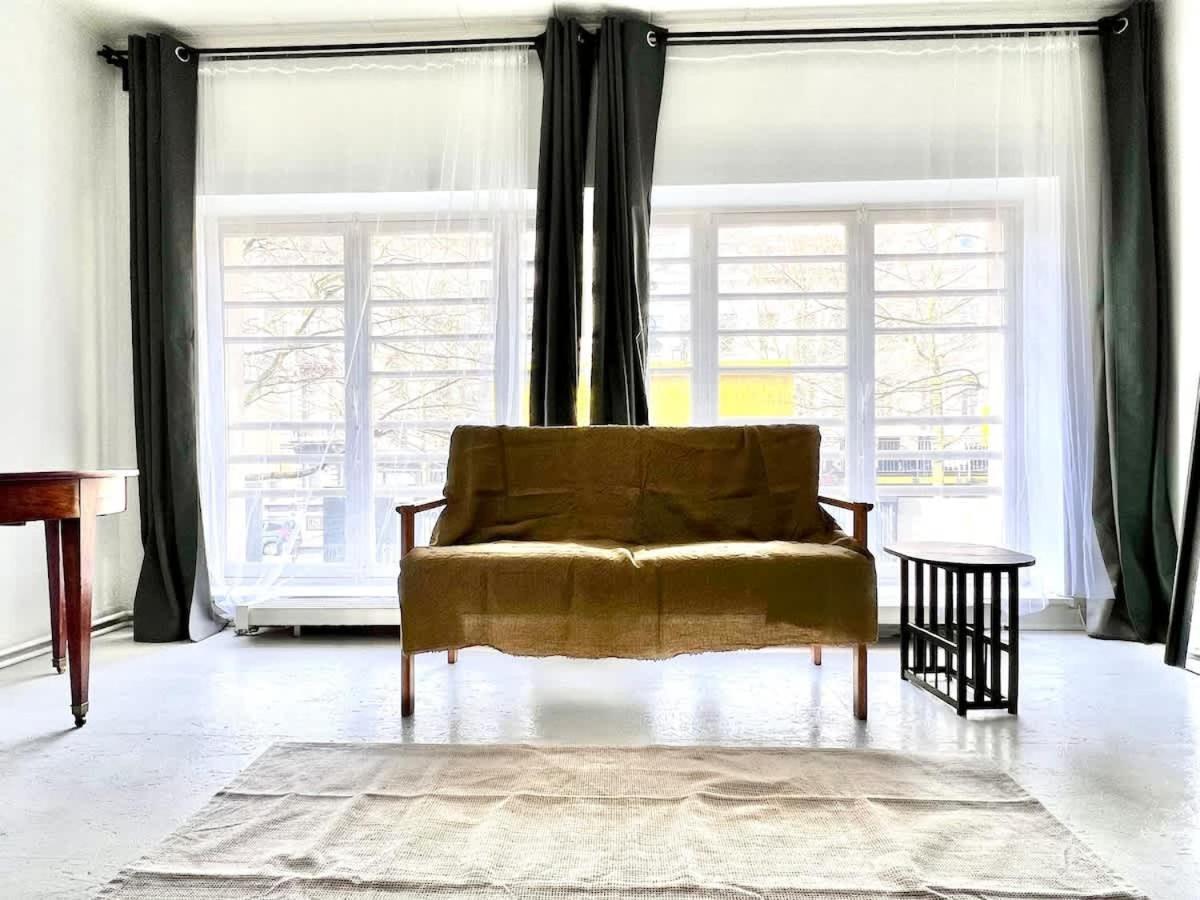 800 M From Grand Place Apartment