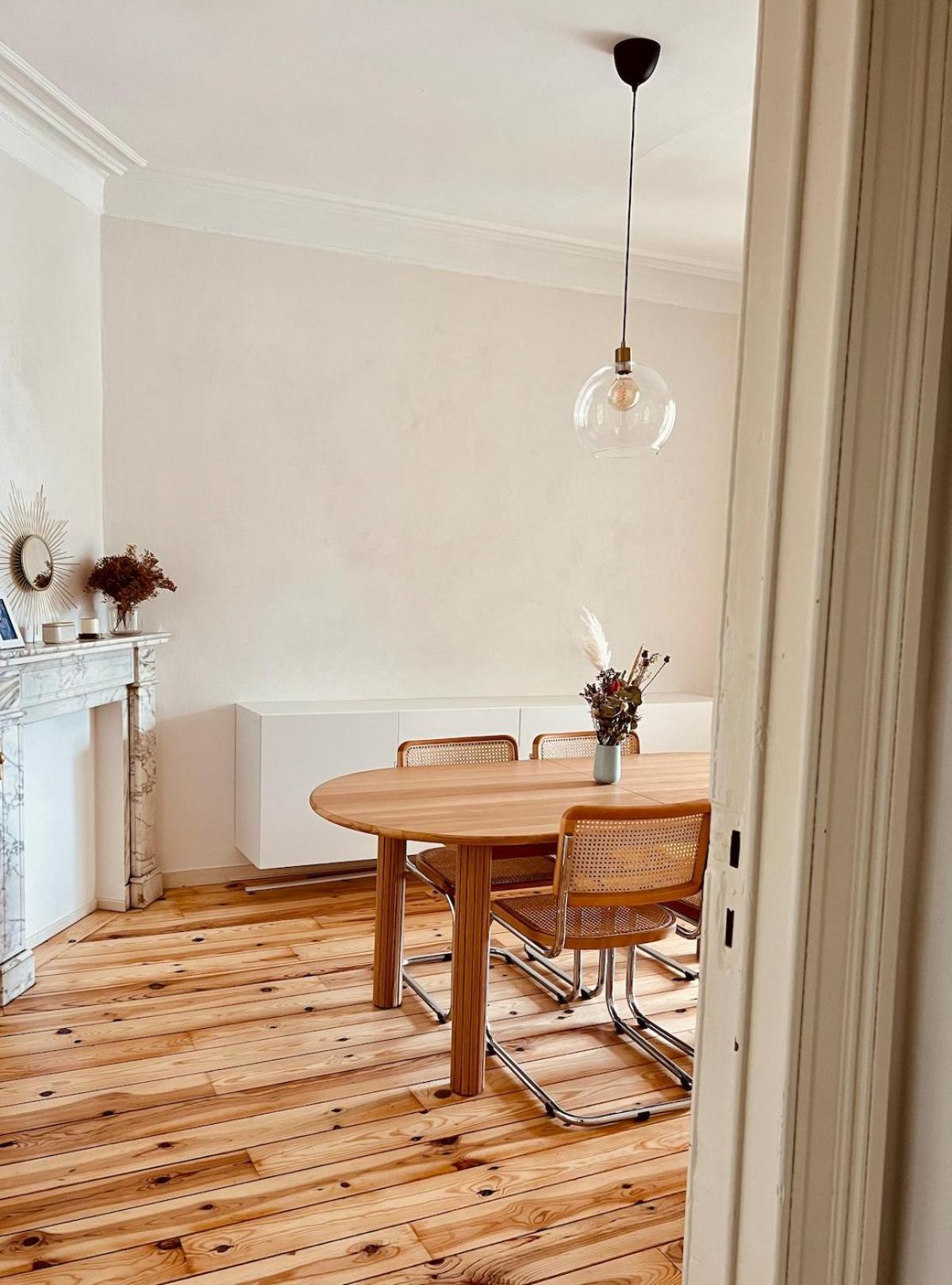 Bright And Cozy In Brussels