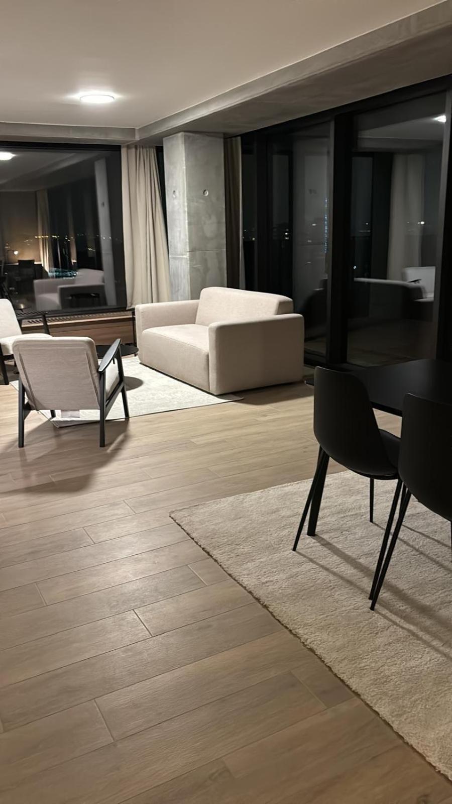 Luxurious In Center *