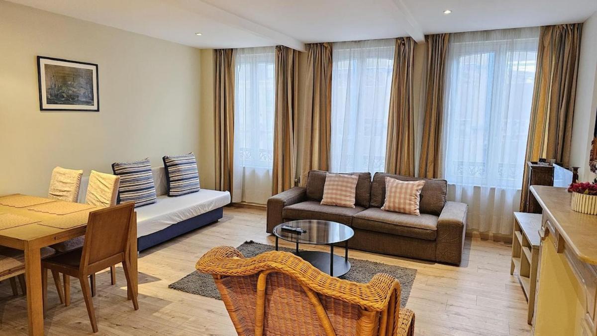 Bourse Grand Place * Brussels