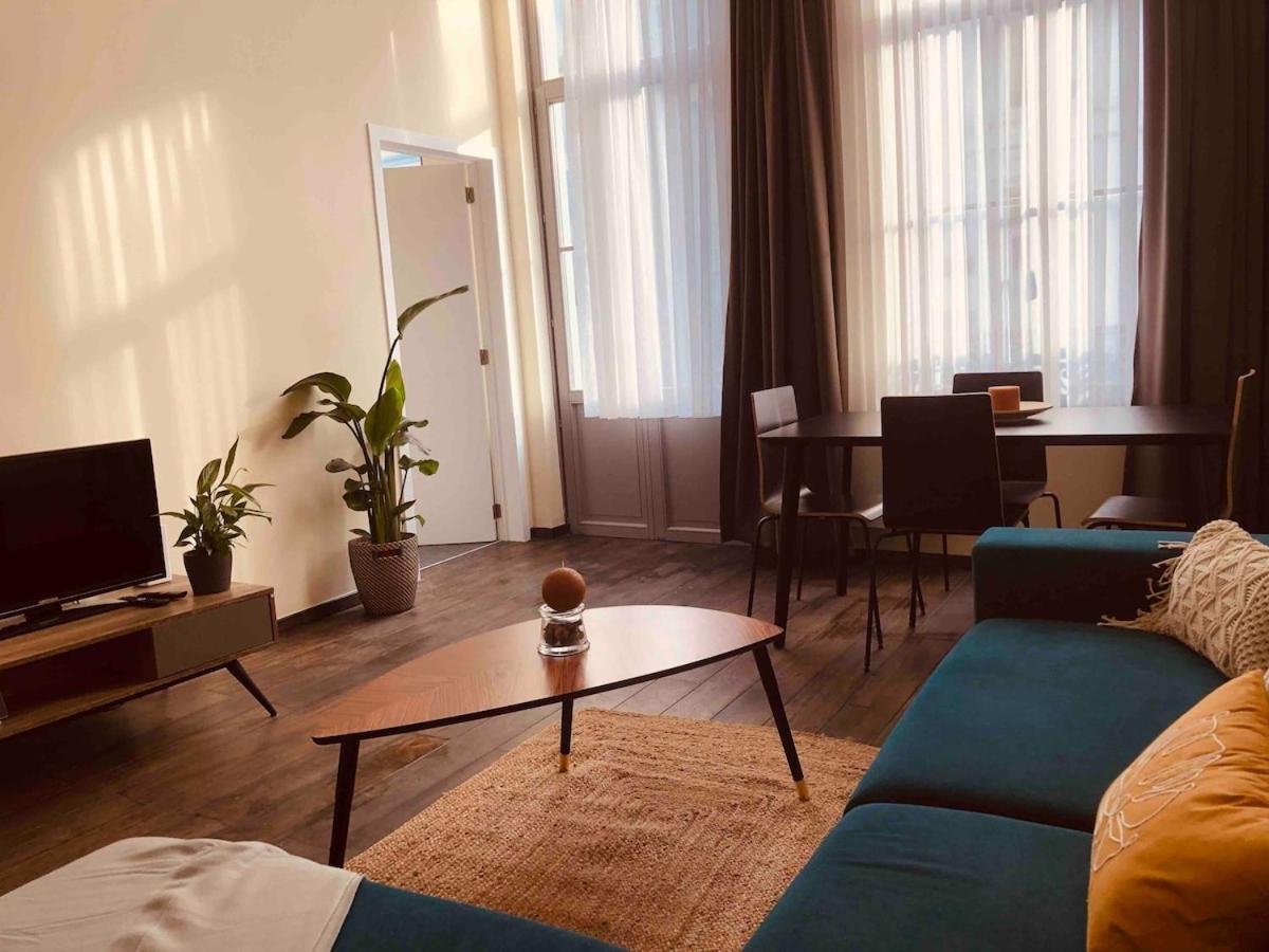 Cosy 1 Bedroom In Eu District Apartment *
