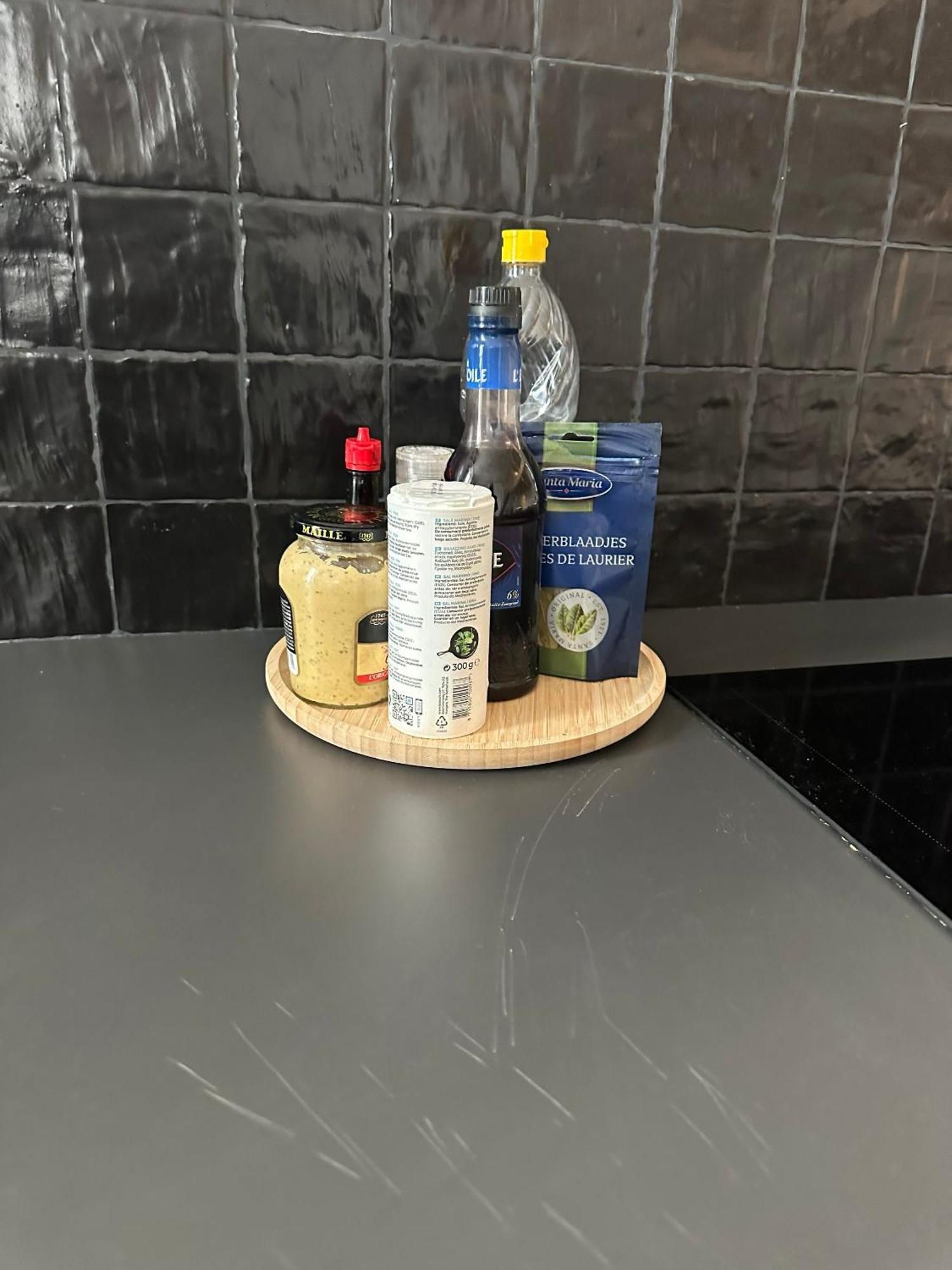 Self Check In For 2 In Center Of Ixelles Apartment *