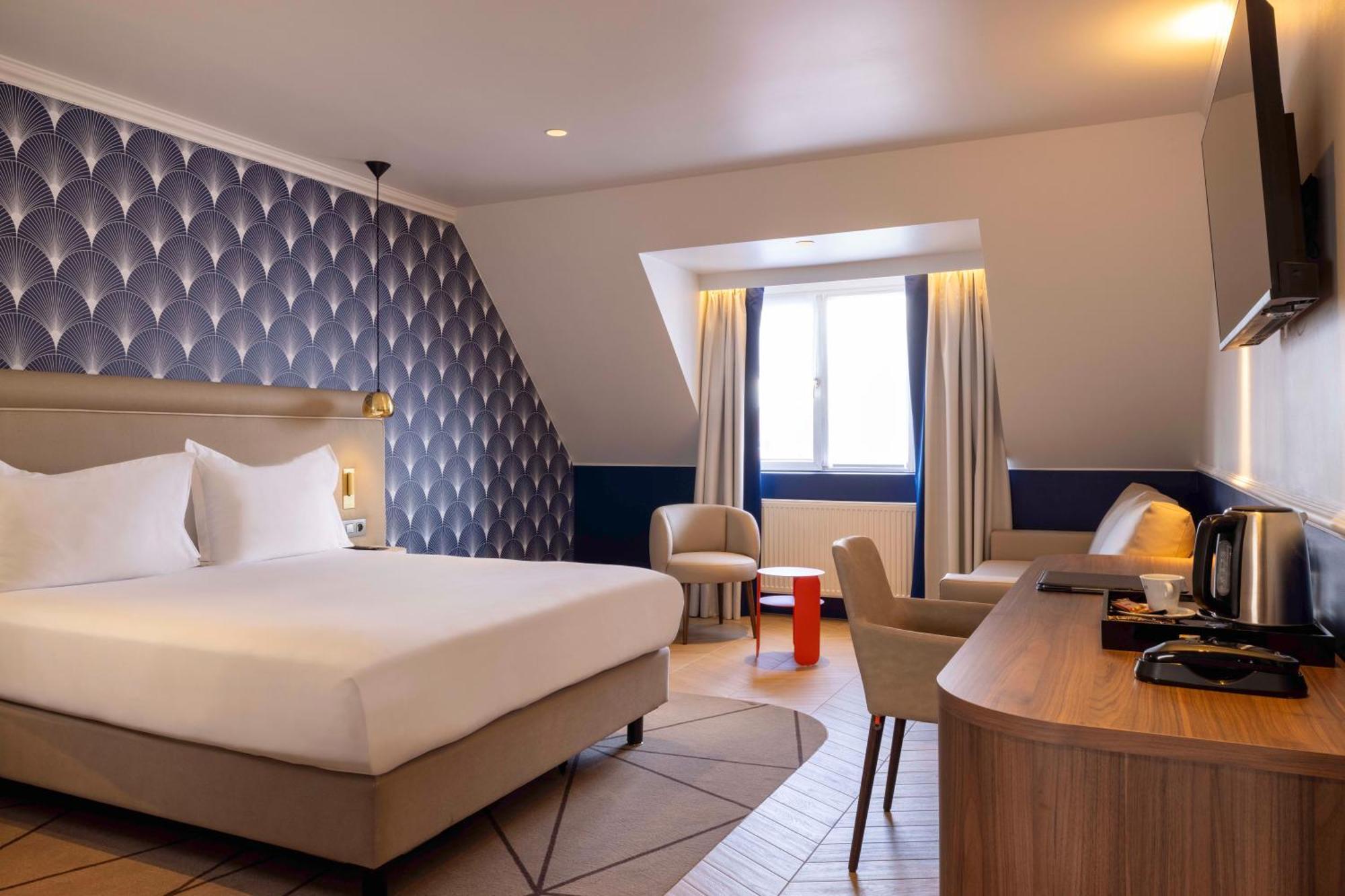 Floris Avenue Hotel 4*