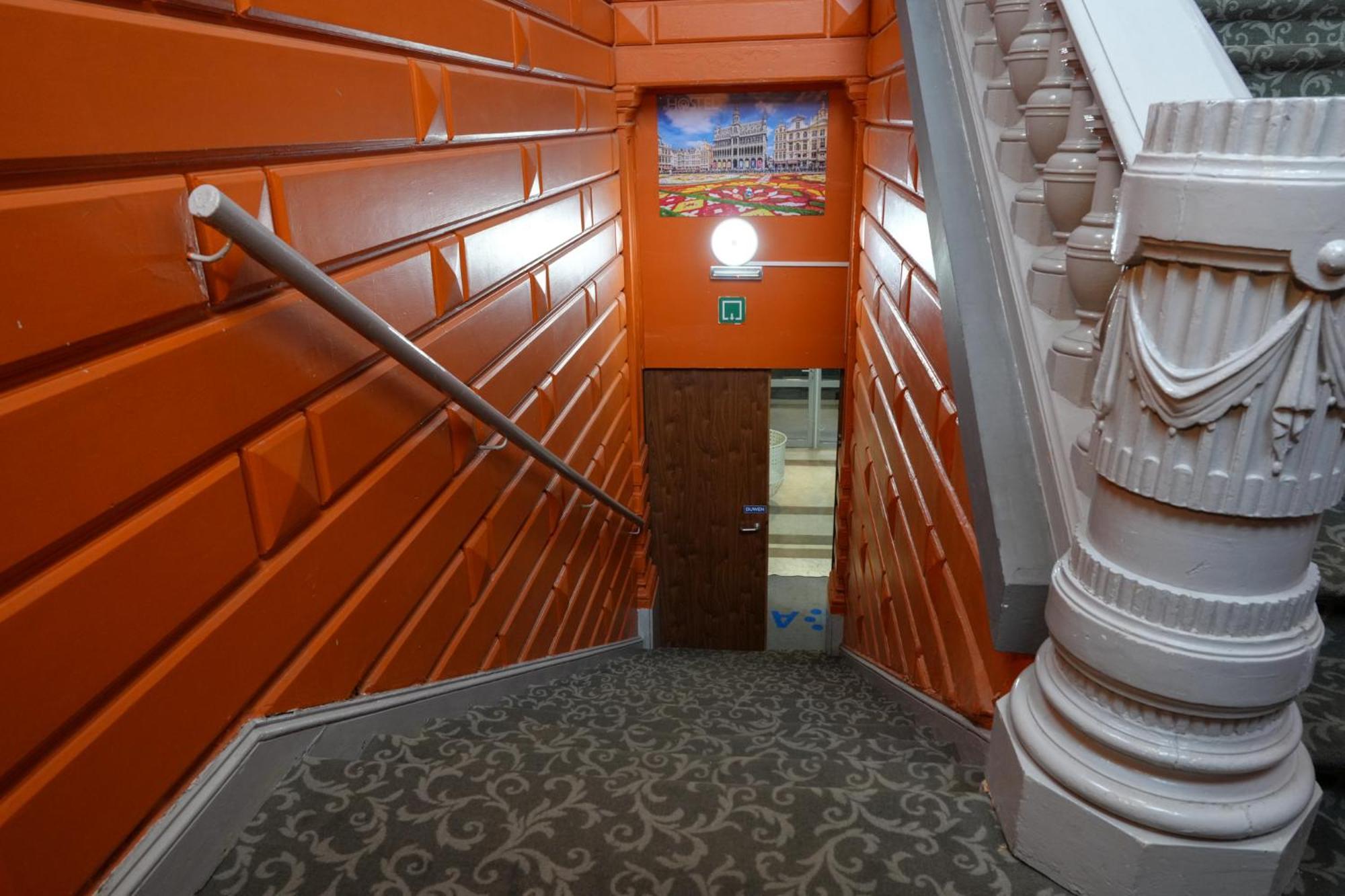 Your Midi Station Hostel *