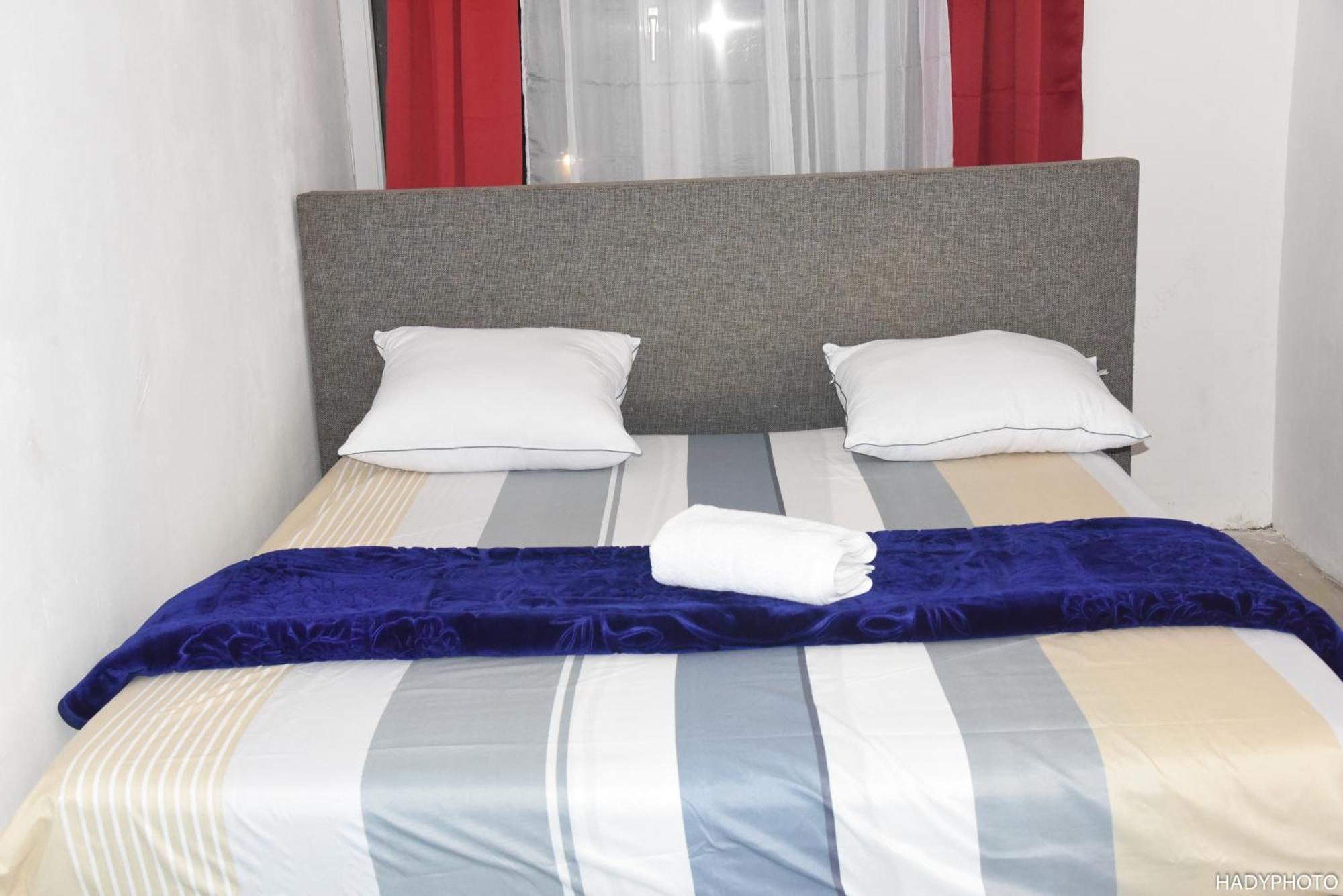 Confort Gare De L'ouest, Troisiemes Etages Apartment Brussels