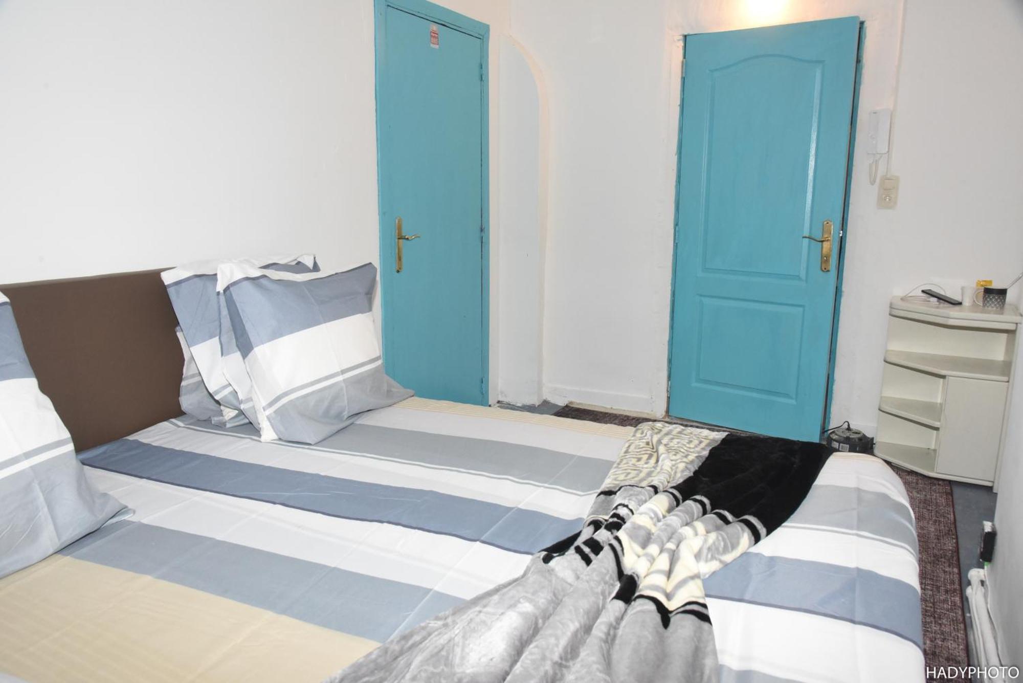 Confort Gare De L'ouest, Troisiemes Etages Apartment *
