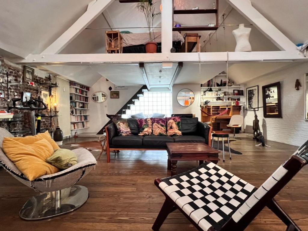 Le Loft Des Artistes * Brüssel