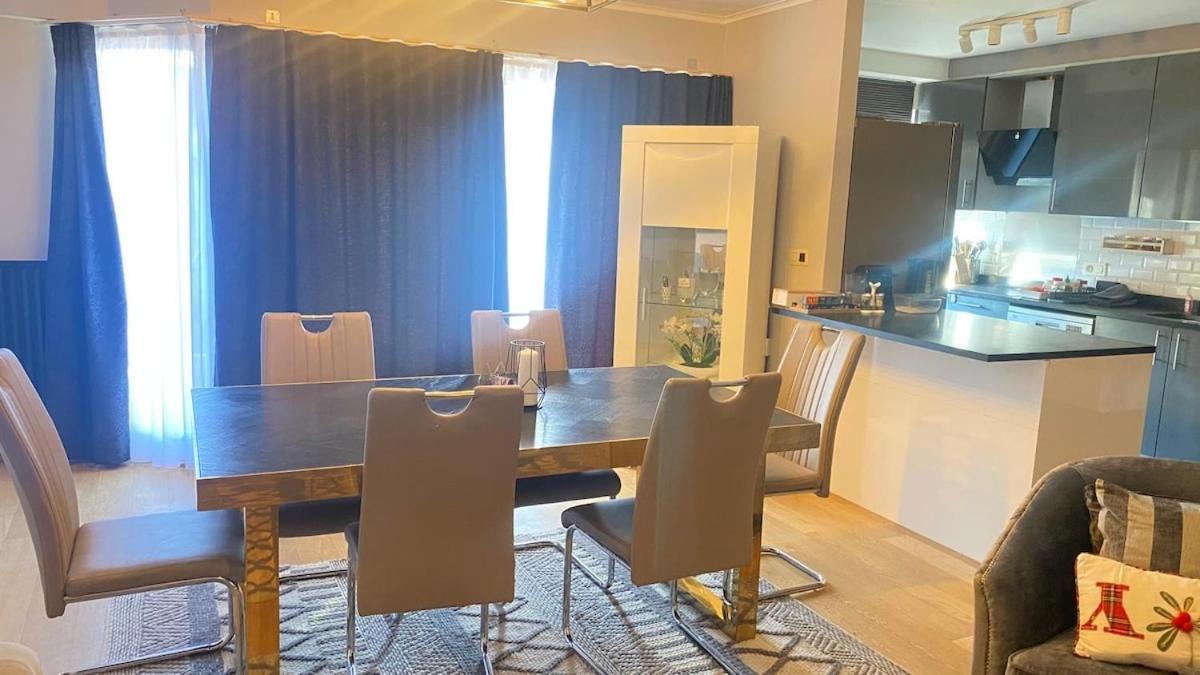 Strelitzyahouse Apartment *