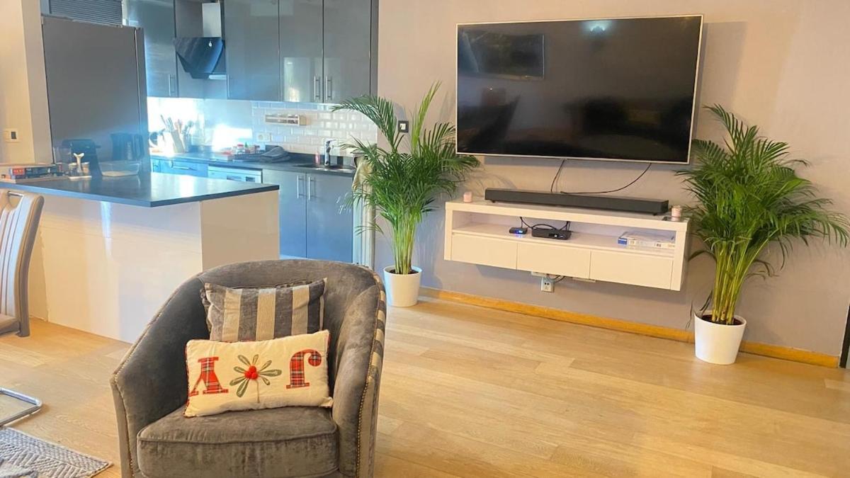 Strelitzyahouse Apartment *