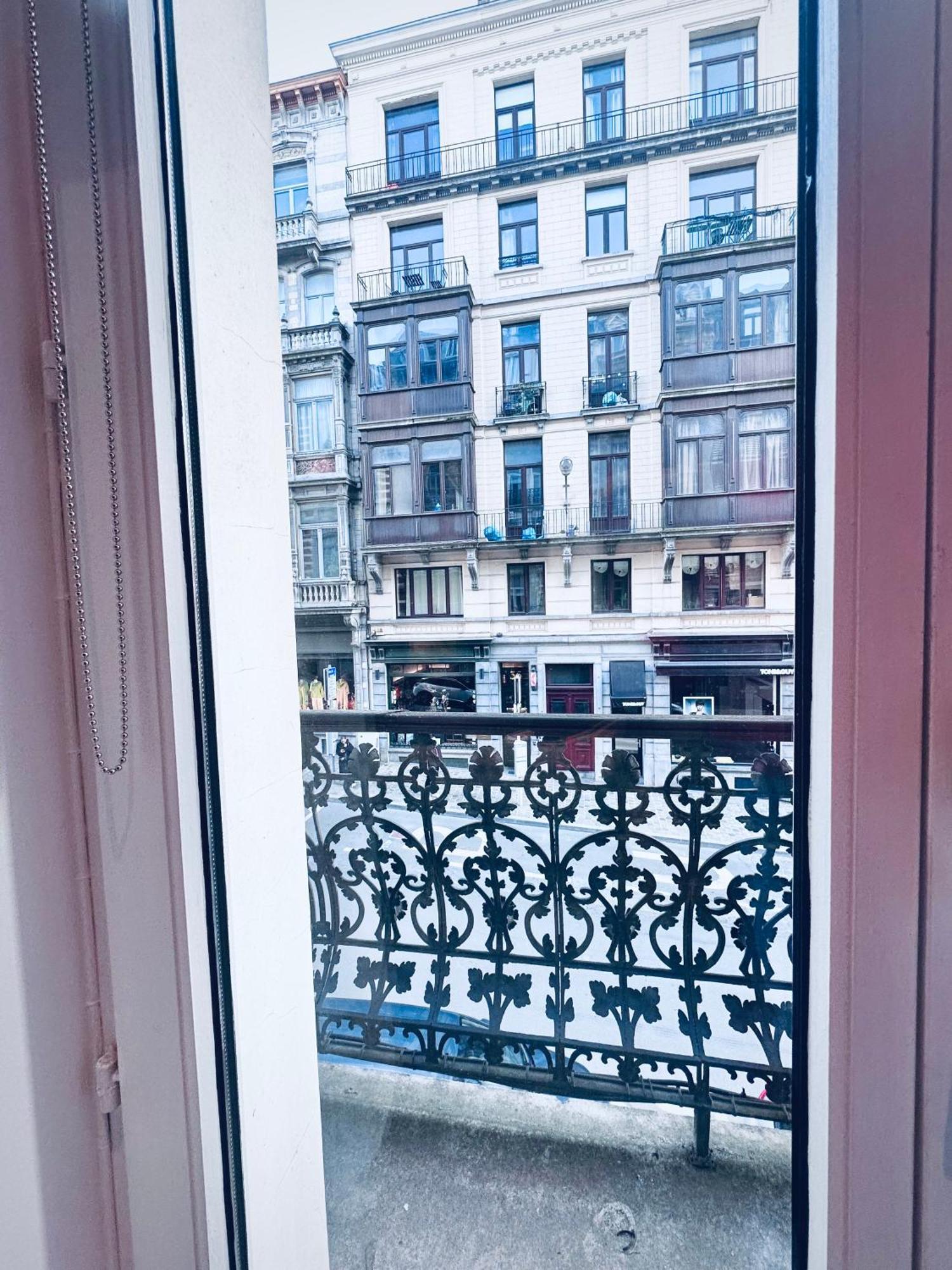 Apartment Superbe Au Coeur Du Sablon Brussels