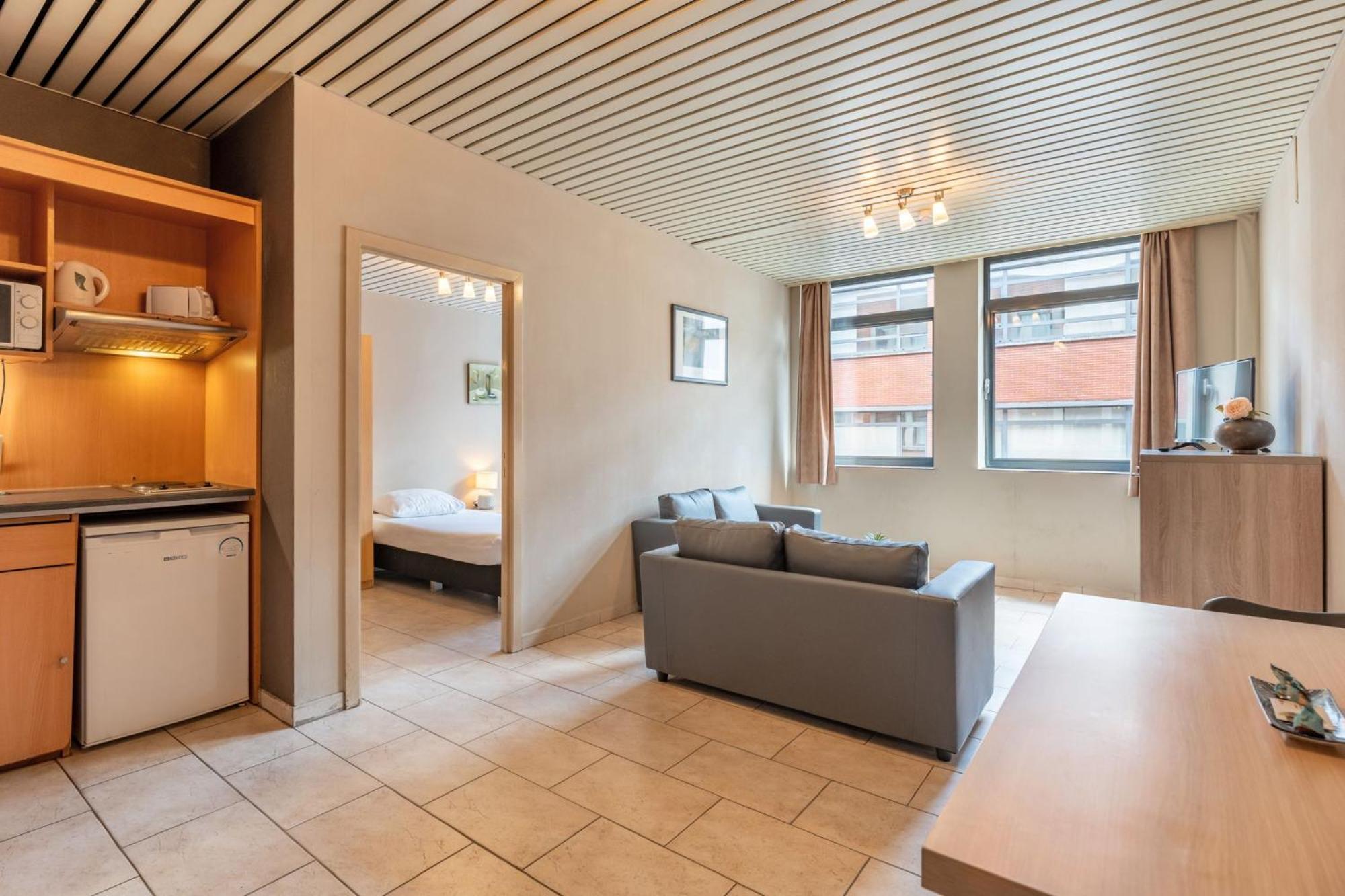One Bedroom Near North Station Apartment *