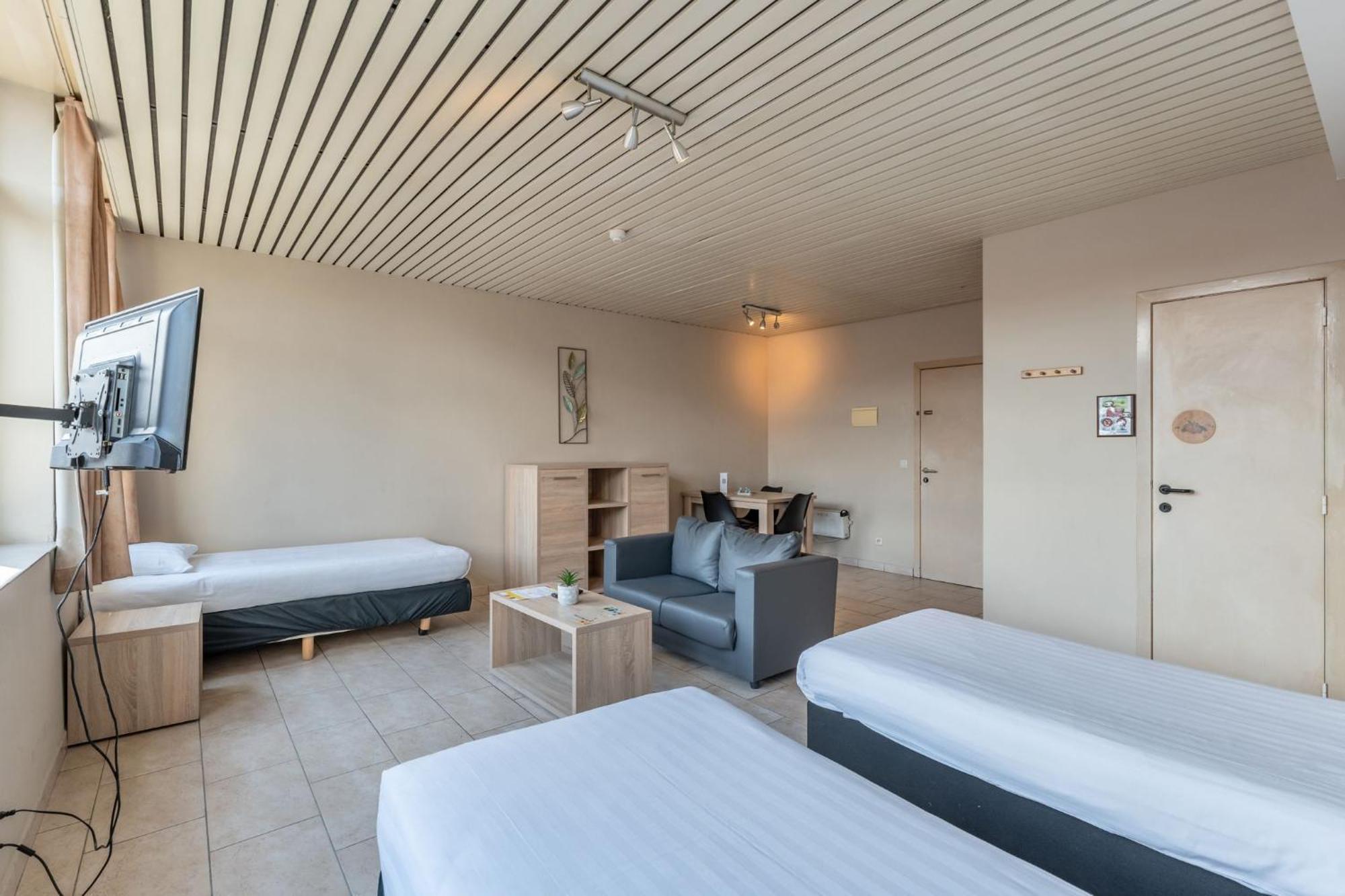 Guest house In - Triple Near Noord Station *