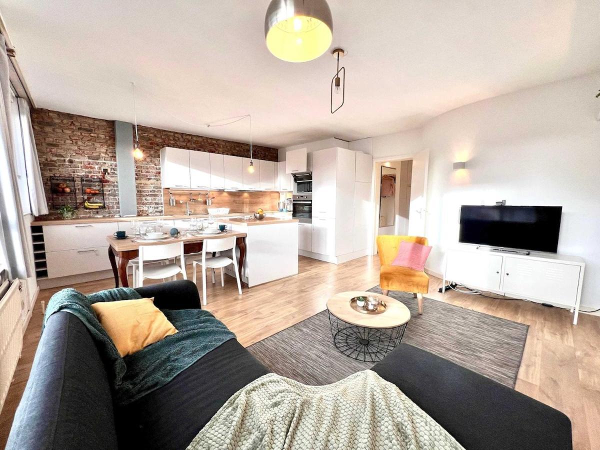 Bright- Stylish In Nature Apartment Brussels