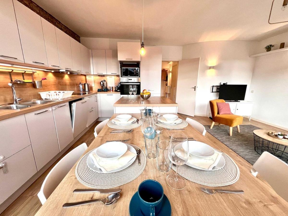 Bright- Stylish In Nature Apartment *